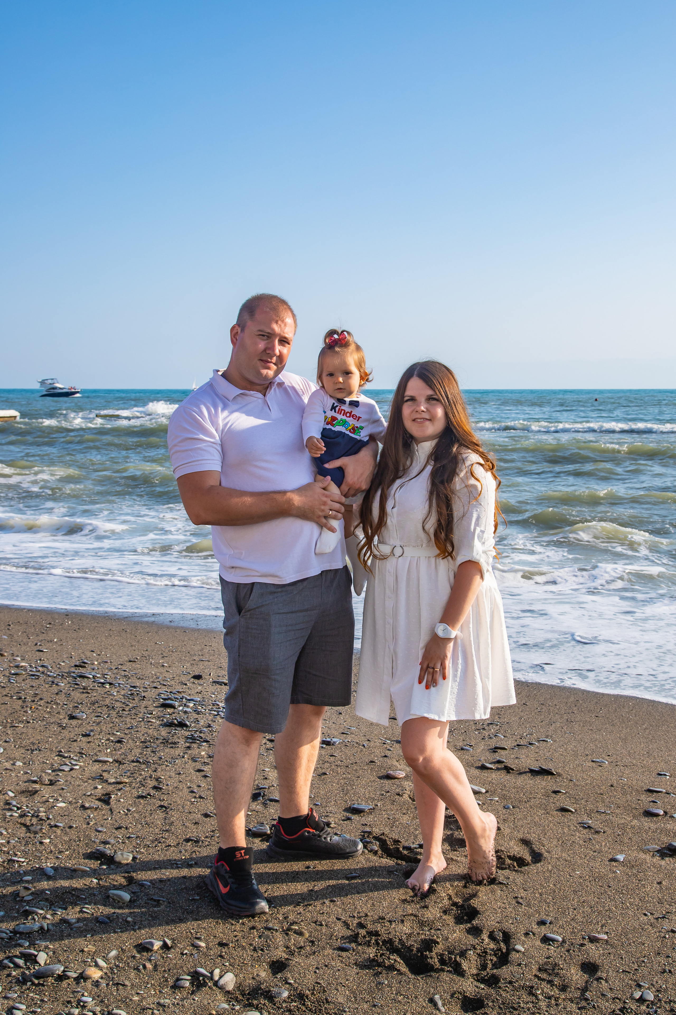 Елена со своей любимой, большой семьёй на сквере за Зимним театром и у моря. Фотограф Сочи, Адлер, Красная Поляна — Вероника Радченко