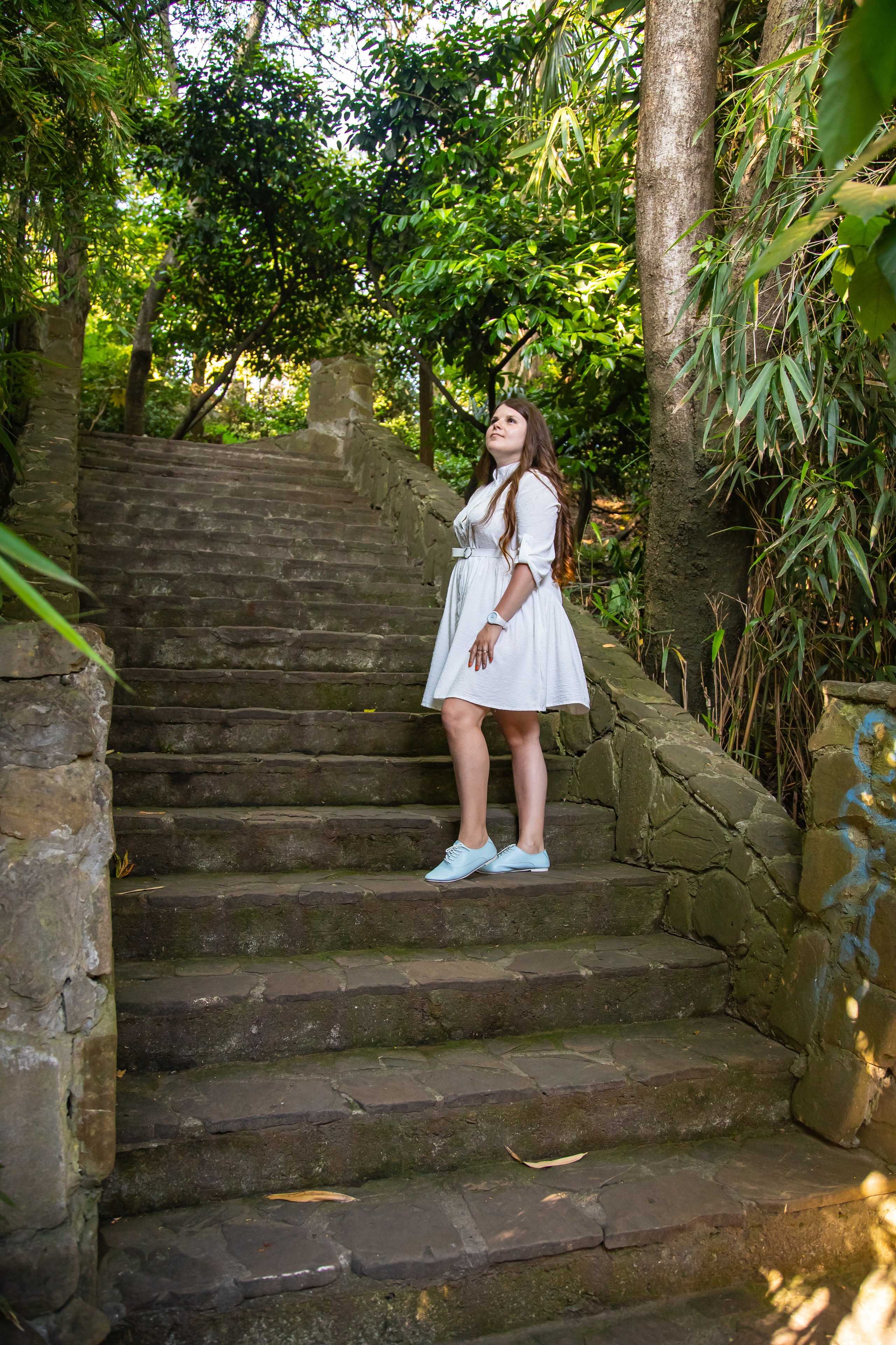 Елена со своей любимой, большой семьёй на сквере за Зимним театром и у моря. Фотограф Сочи, Адлер, Красная Поляна — Вероника Радченко