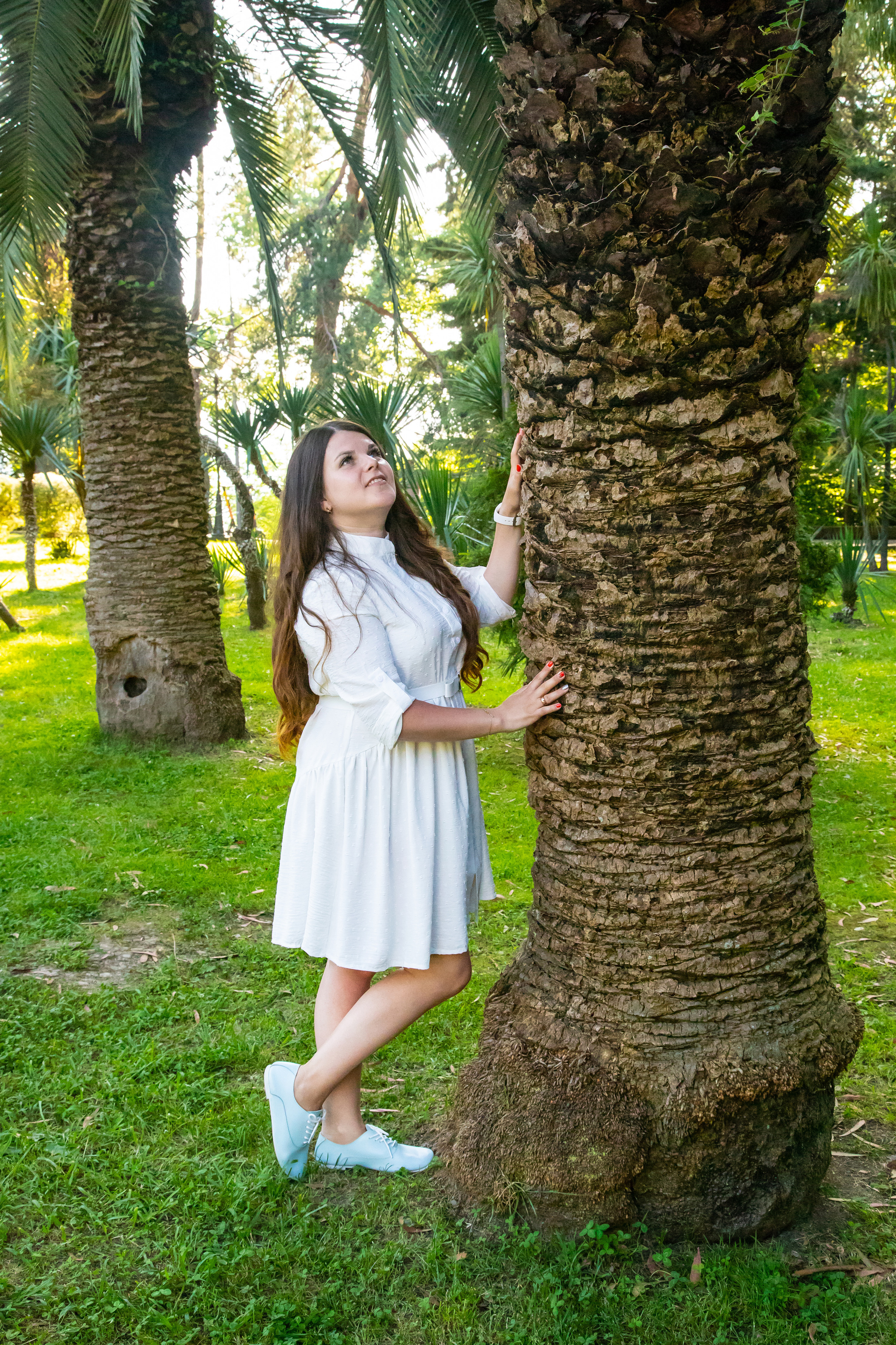 Елена со своей любимой, большой семьёй на сквере за Зимним театром и у моря. Фотограф Сочи, Адлер, Красная Поляна — Вероника Радченко