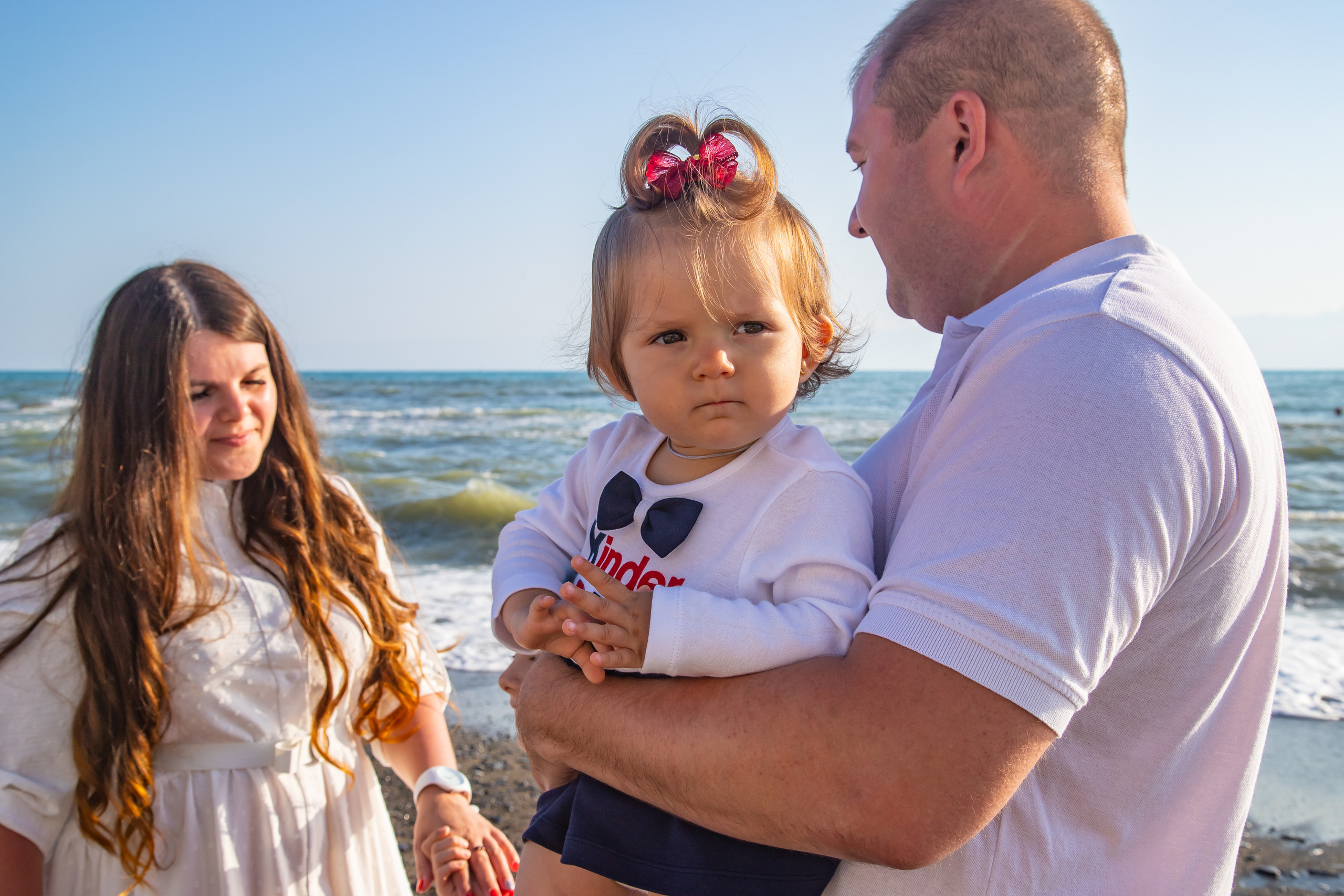Елена со своей любимой, большой семьёй на сквере за Зимним театром и у моря. Фотограф Сочи, Адлер, Красная Поляна — Вероника Радченко
