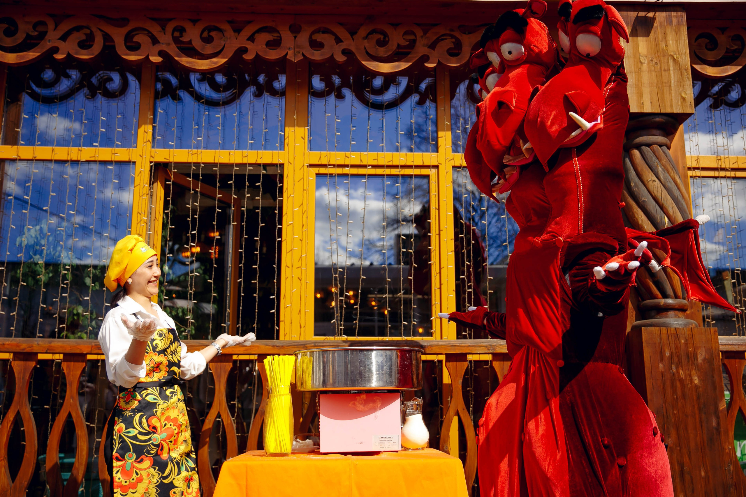 Алеша попович двор. Ваш репортажный фотограф Артемий Антонов