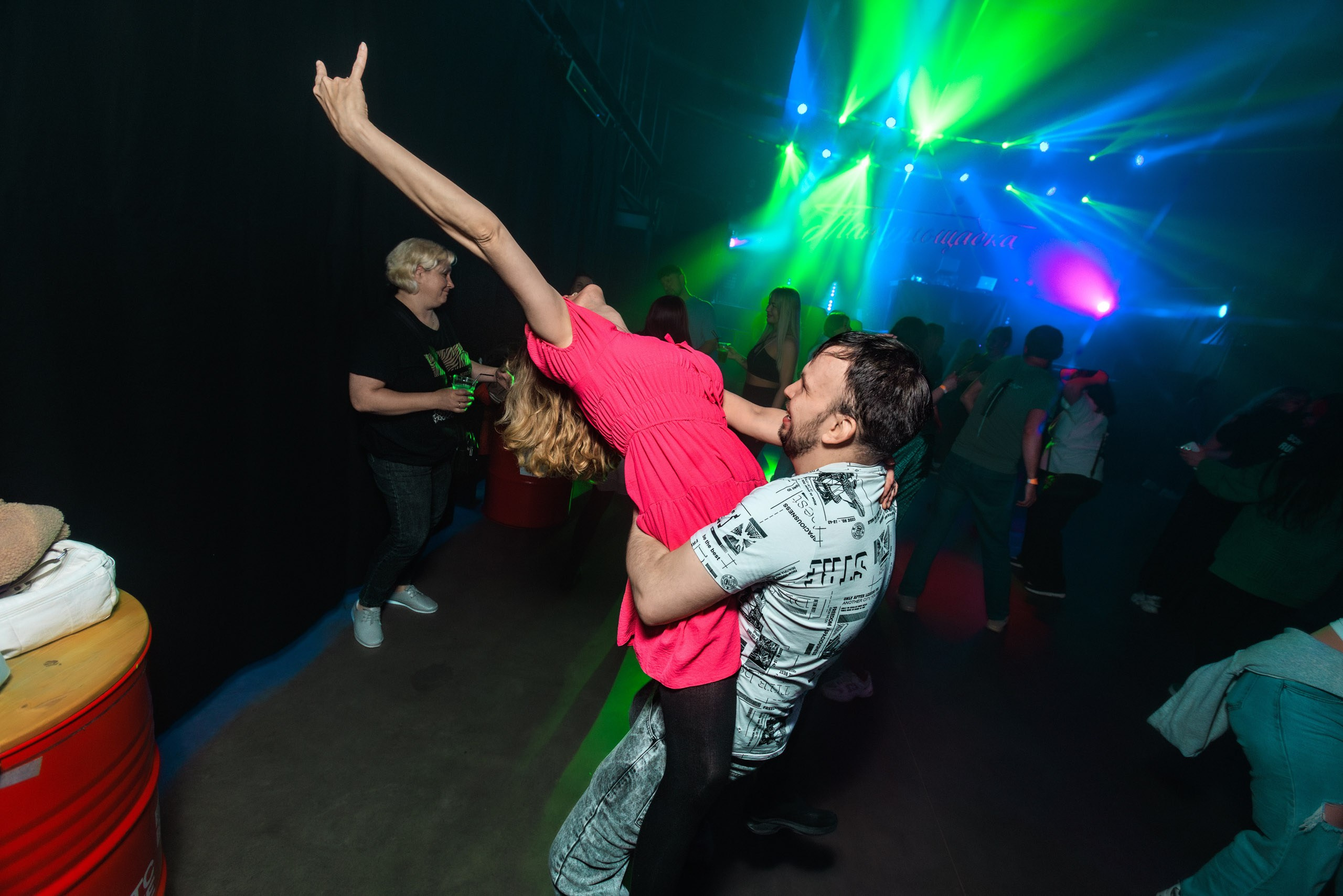 24.05.25 Танцплощадка. Репортажный фотограф Екатеринбург | Яркий, качественный репортаж | Концерты, клубы, репортаж, праздники, корпоративы