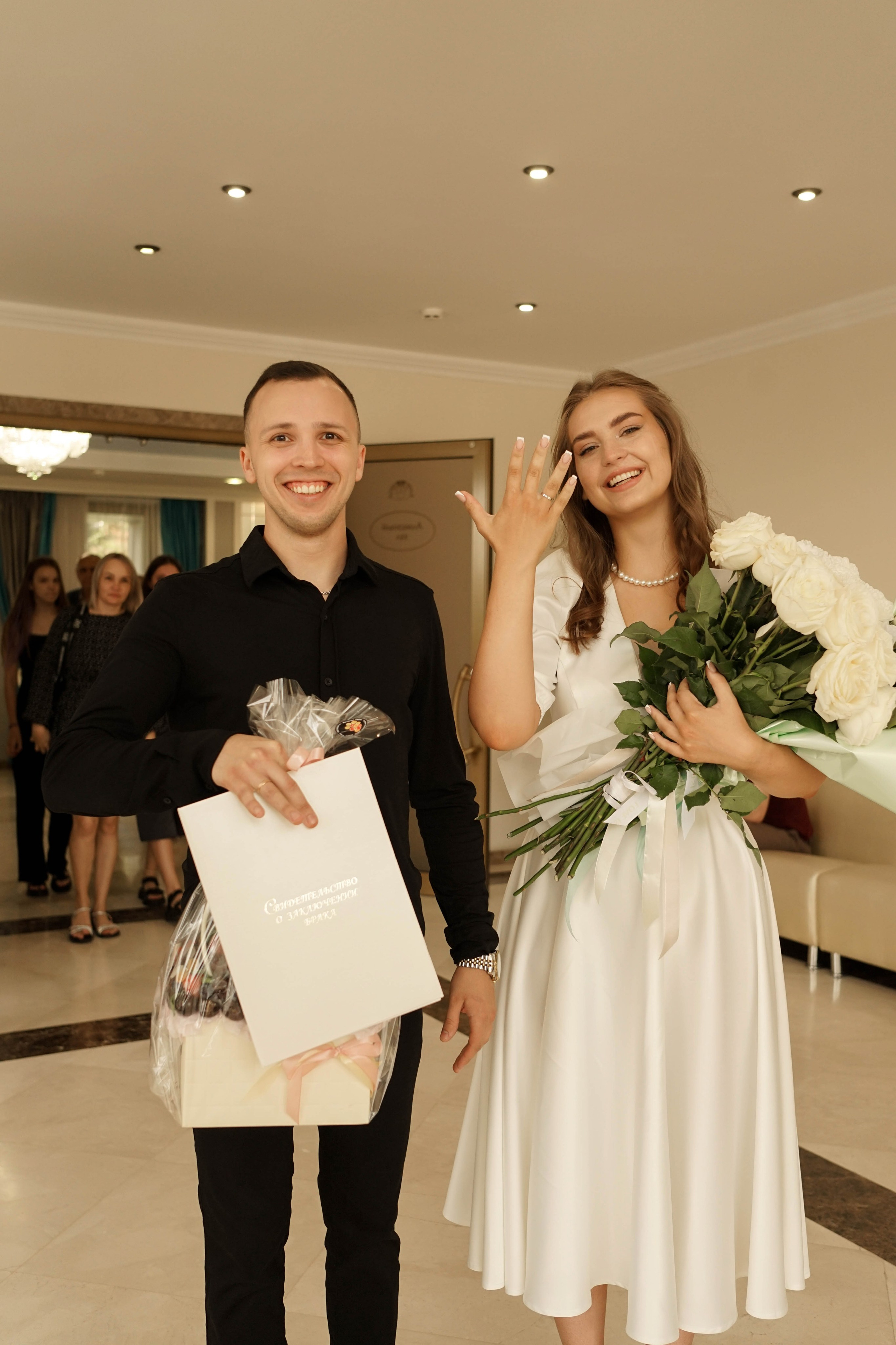 Аня и Паша: регистрация, прогулка по городу, выездная съемка на природе. Фотограф в Иркутске