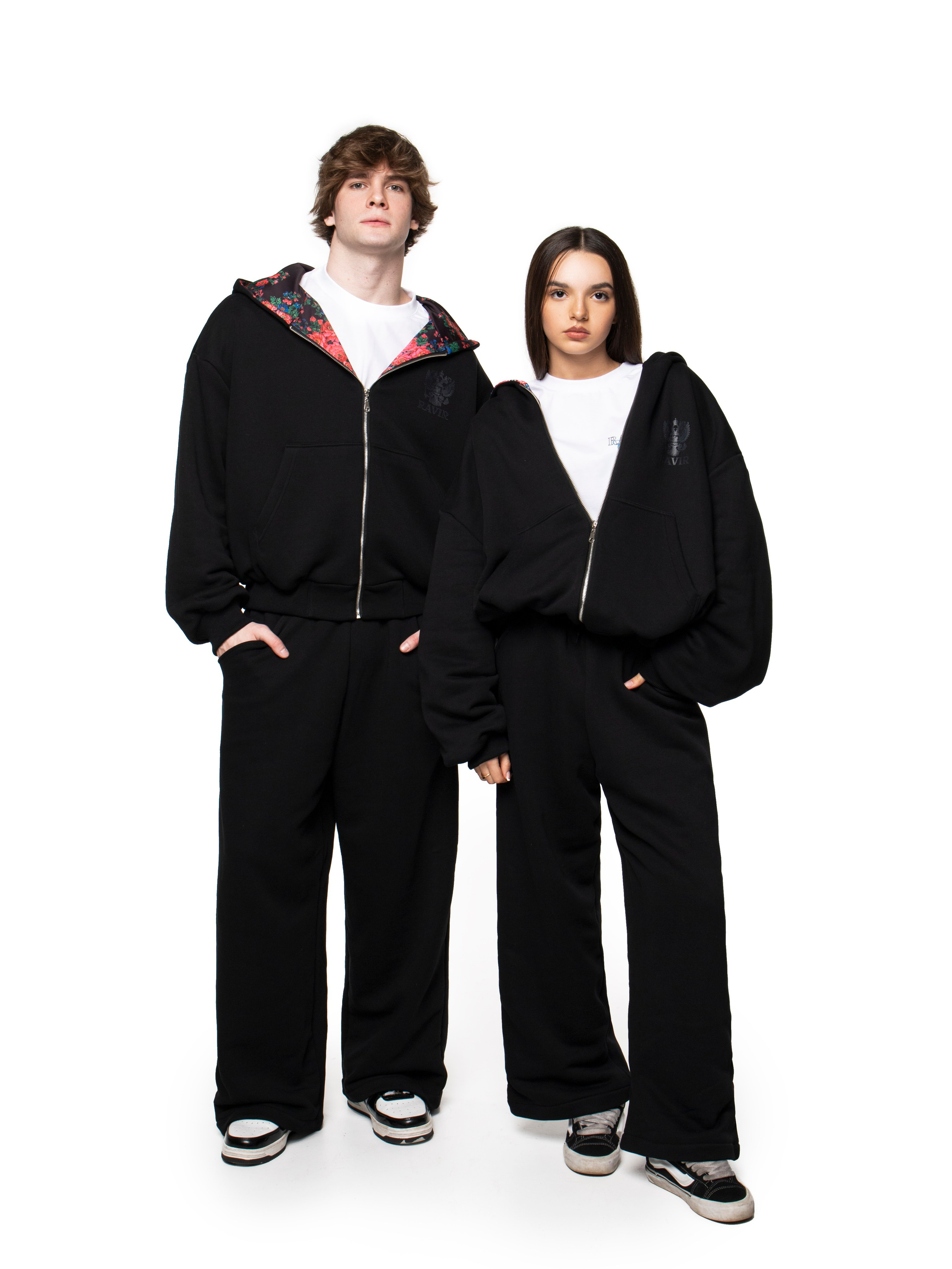 КАТАЛОГ | белый фон. RUNA production — стильные съемки для брендов