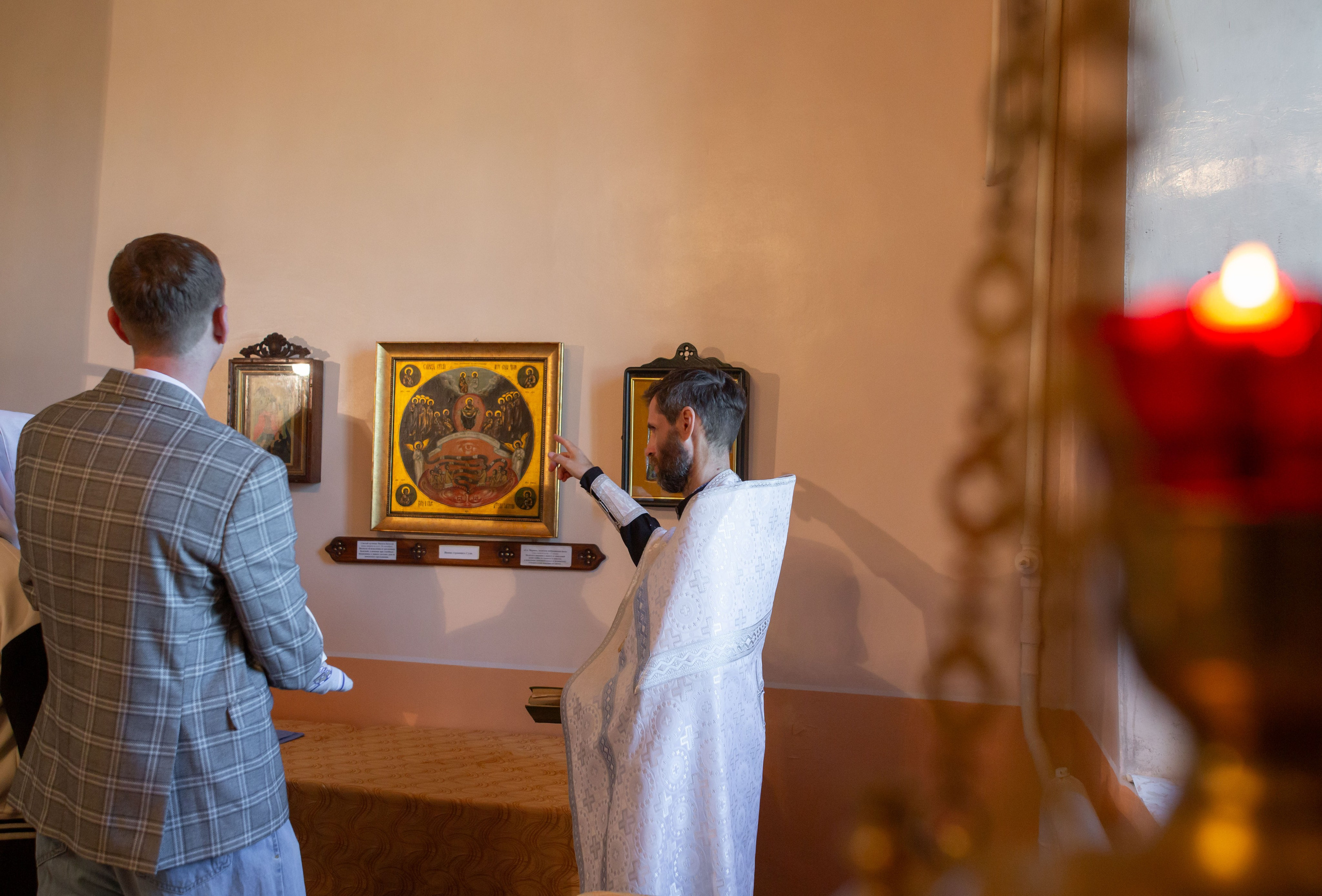 Крещение двух братьев. Храм Успения Пресвятой Богородицы. Семейный и детский фотограф Анна Петракова