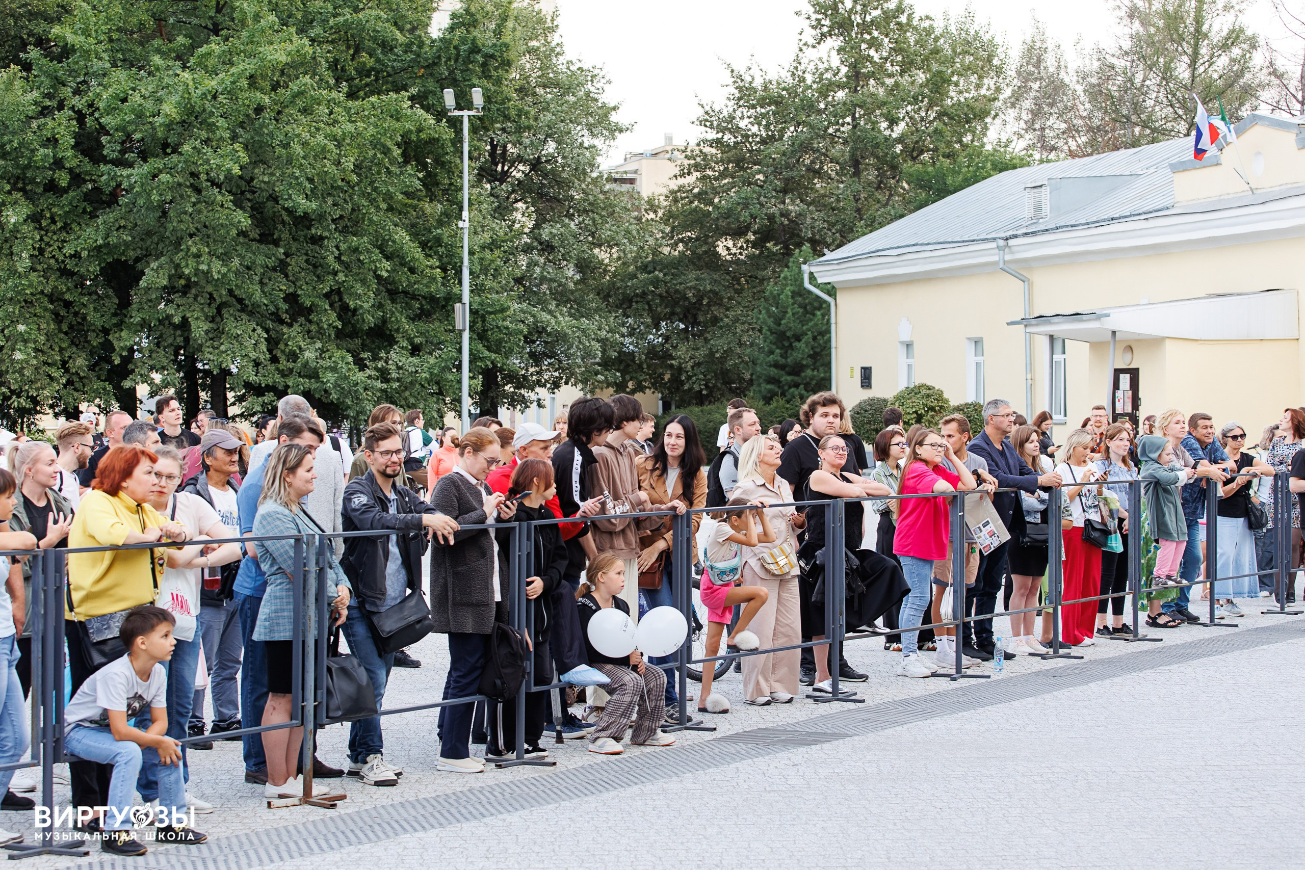 Концерт Виртуозы Центральный парк. Репортажный и семейный фотограф в Новосибирске Елена Каменева