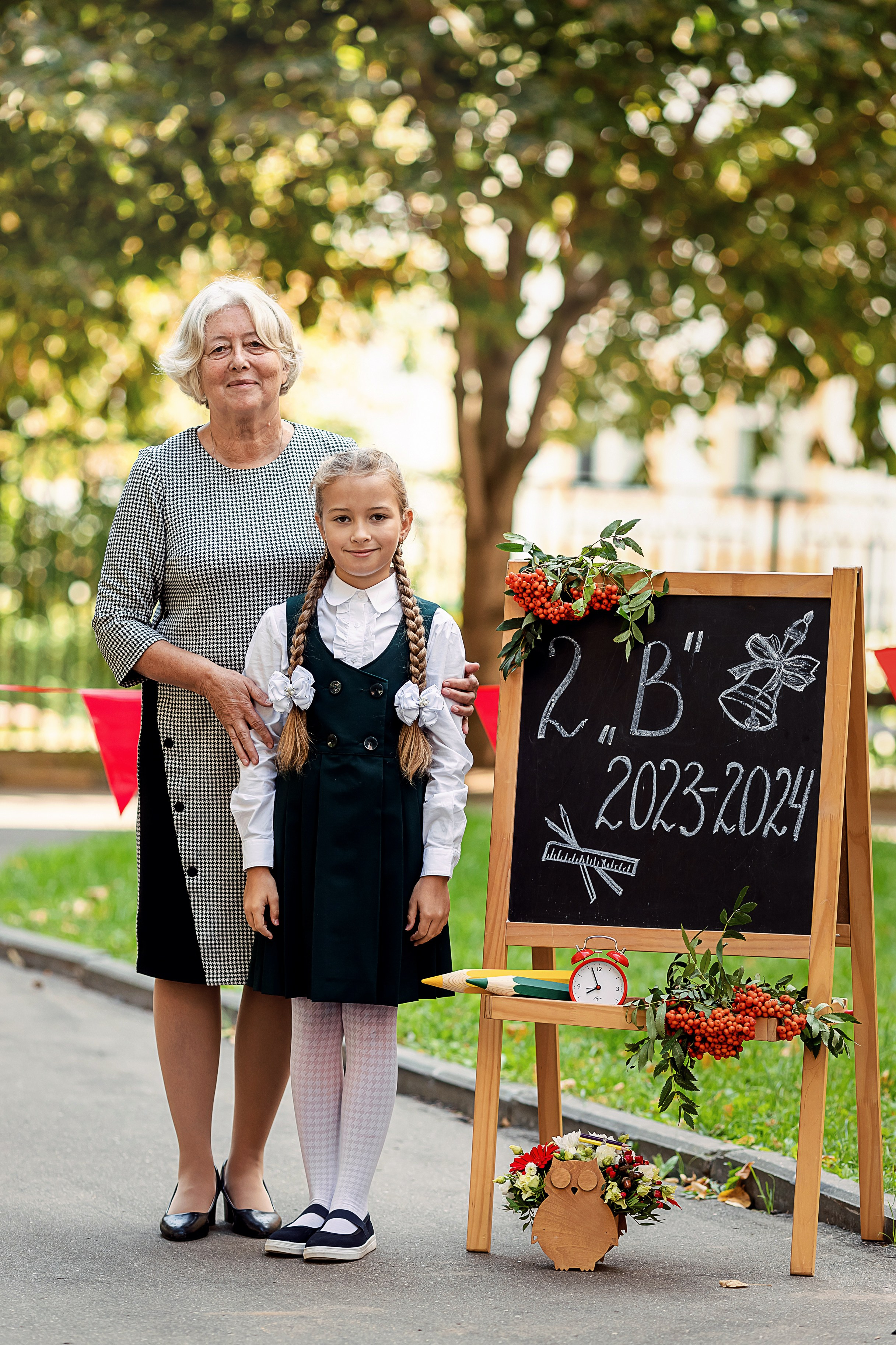 НАЧАЛЬНАЯ ШКОЛА. Фотокомпания «Алые паруса» выпускные альбомы Москва и МО
