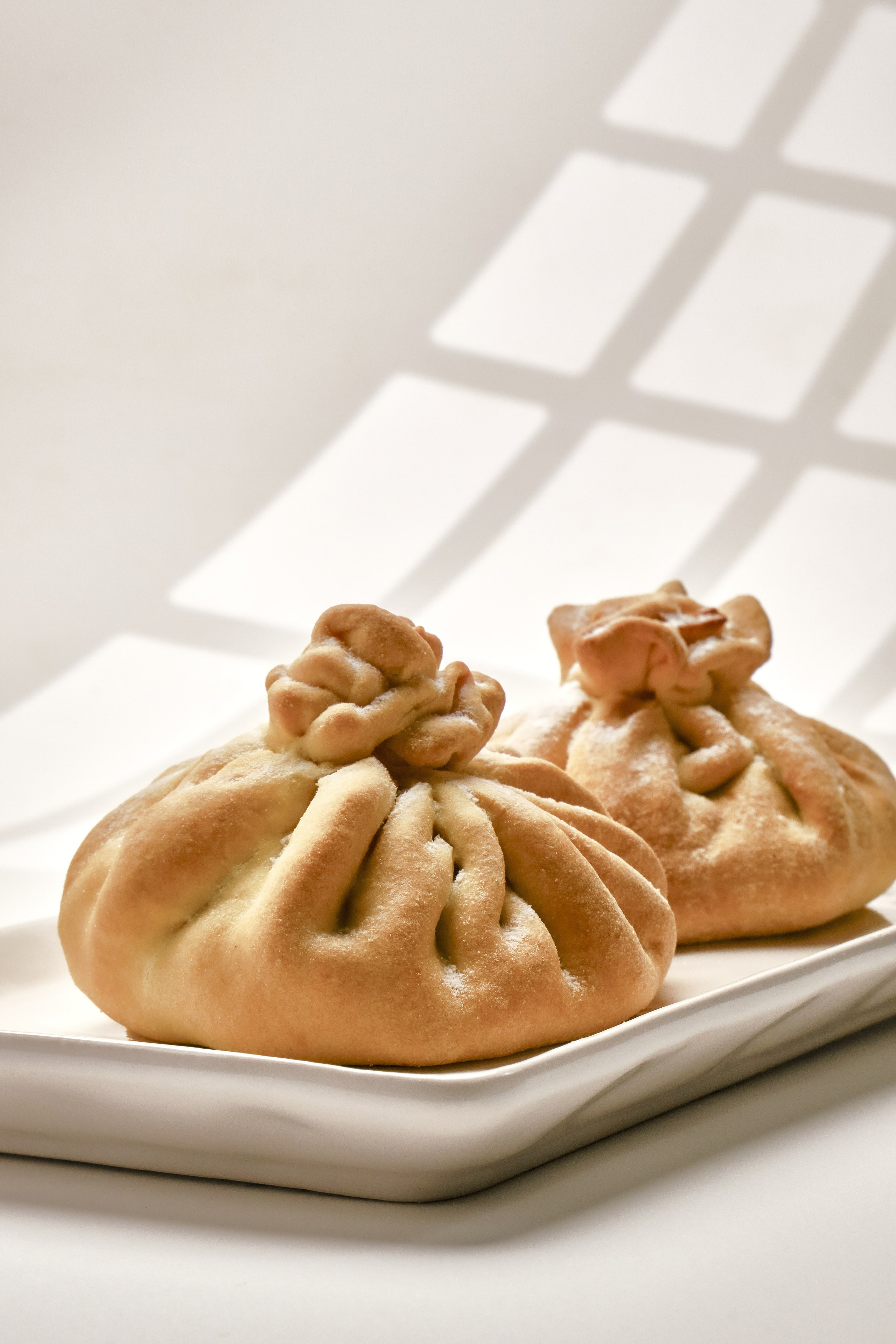 Я  фотограф. Работаю в городе Москва,