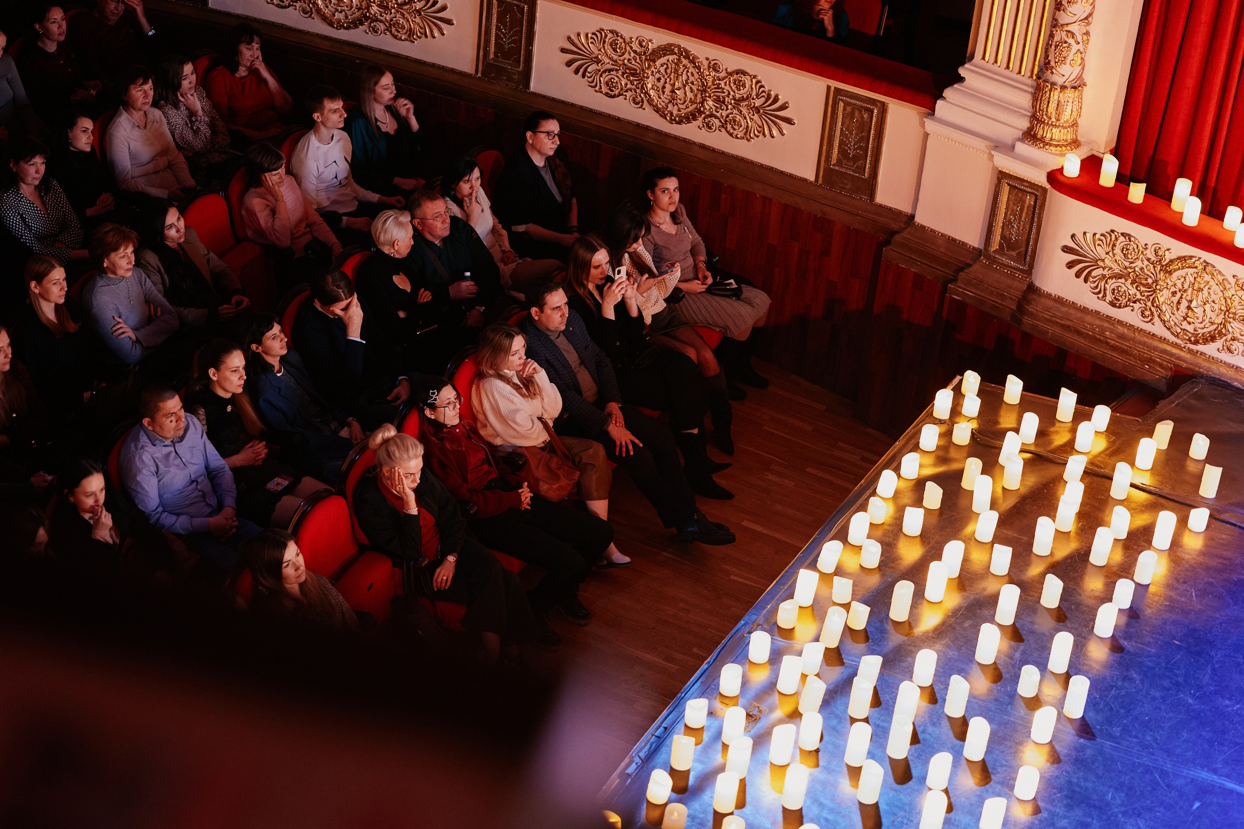 Шедевры мировой неоклассики при свечах. The Best 26.02. Свадебный репортажный фотограф краснодар максим дремов дрёмов фотосессия студия цена