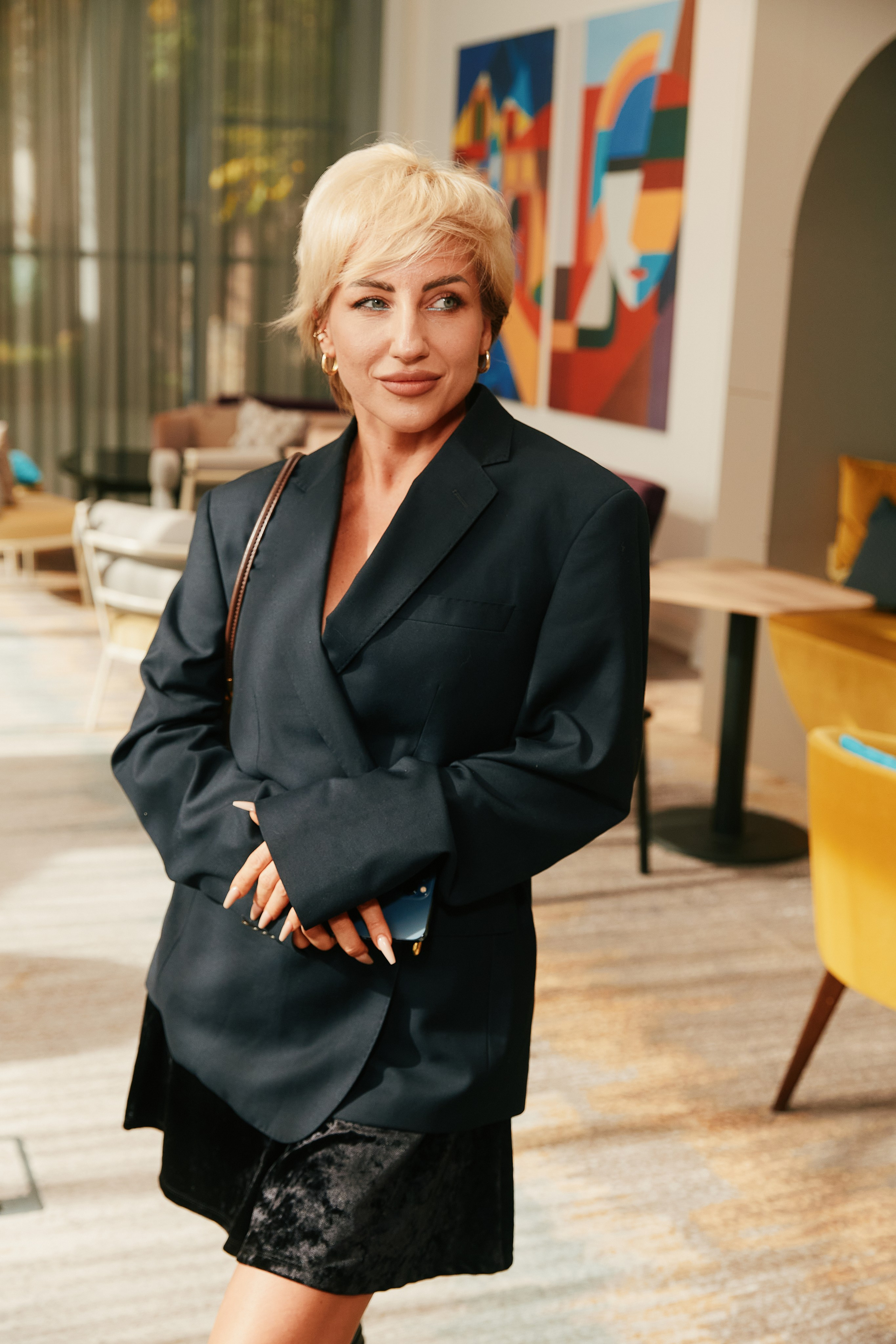 Современная женщина в Hilton 26.10. Свадебный репортажный фотограф краснодар максим дремов дрёмов фотосессия студия цена