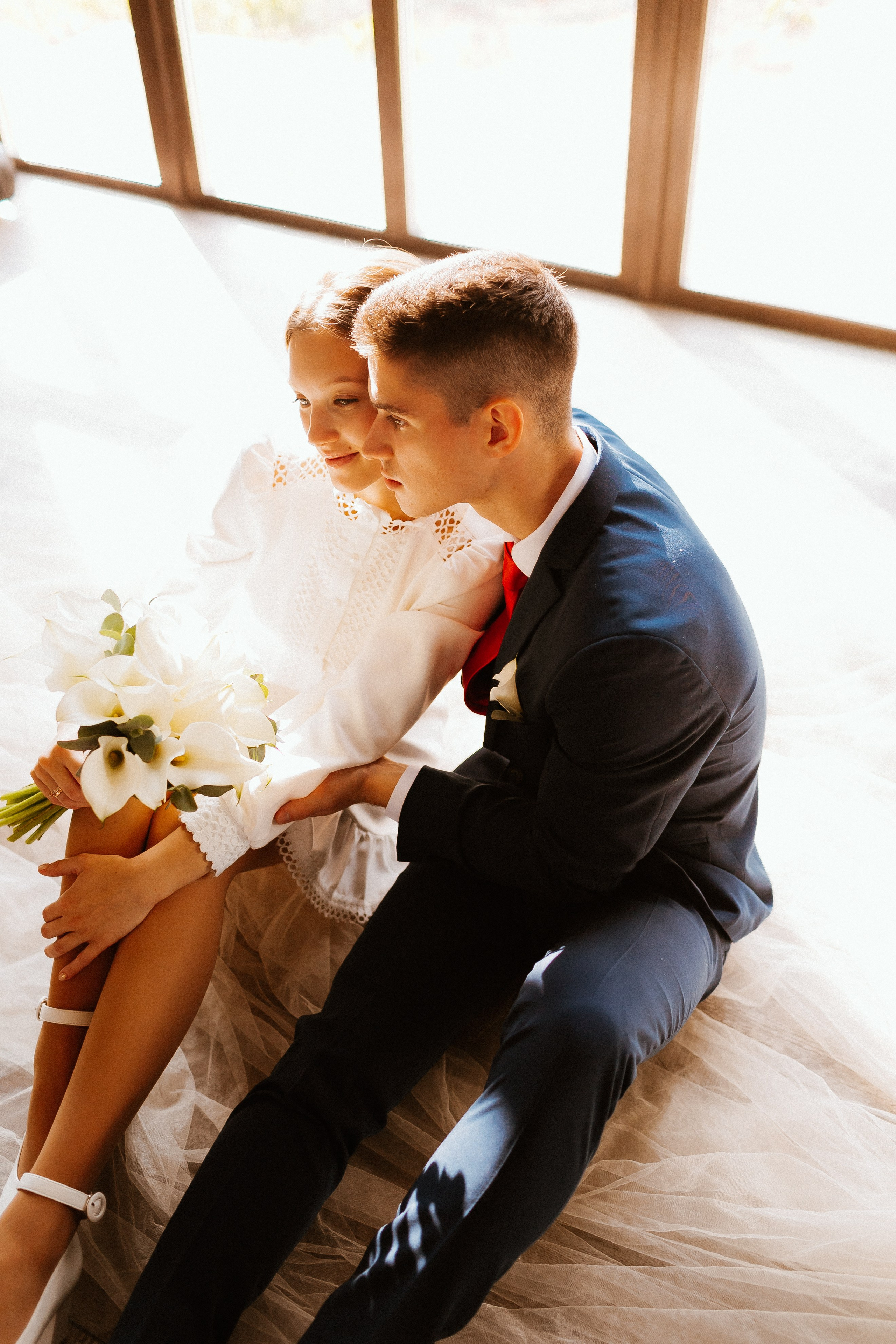 Съемка пары в осеннем городе и в студии. Свадебный и репортажный фотограф в Ярославле и Санкт-Петербурге Роман Микрюков