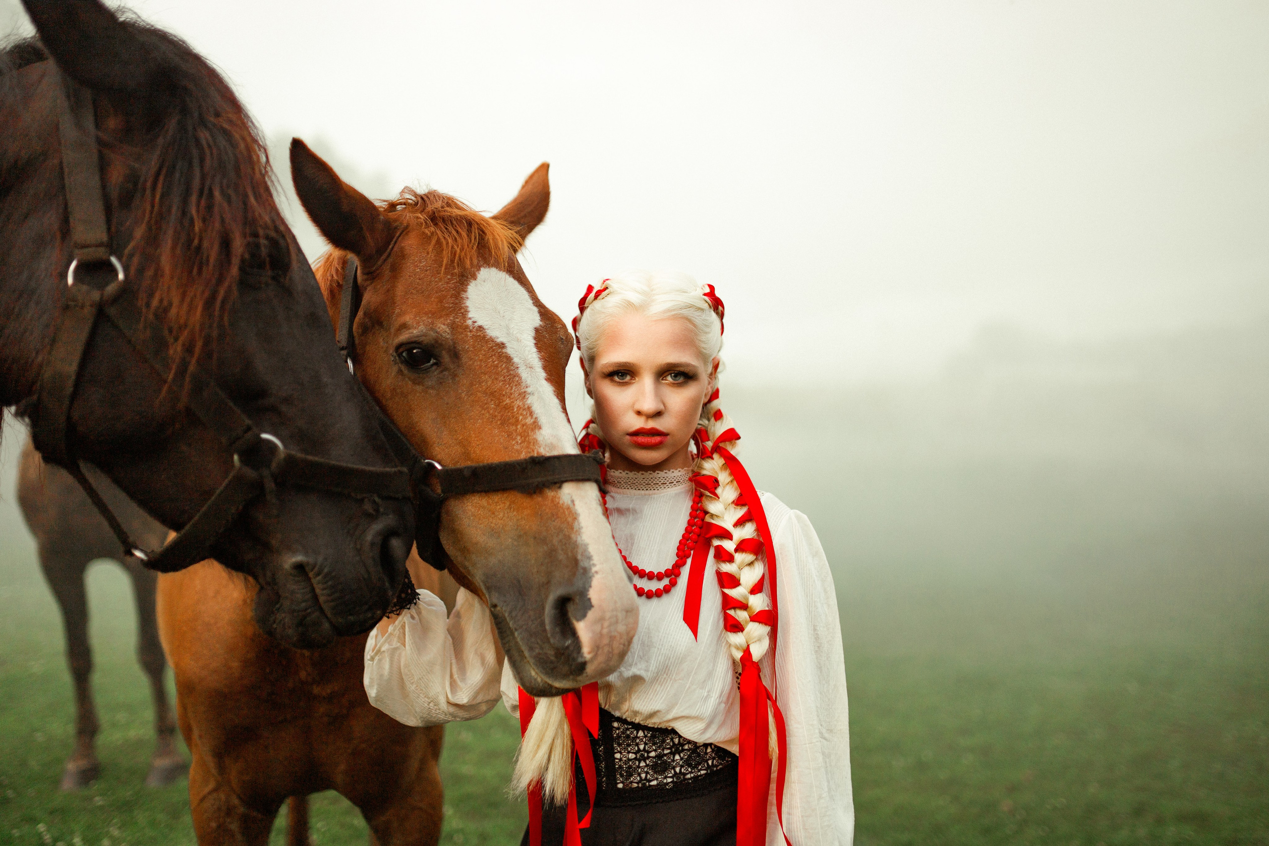 Контент — Обложка для POBEDA. Александр Атлес Фотограф