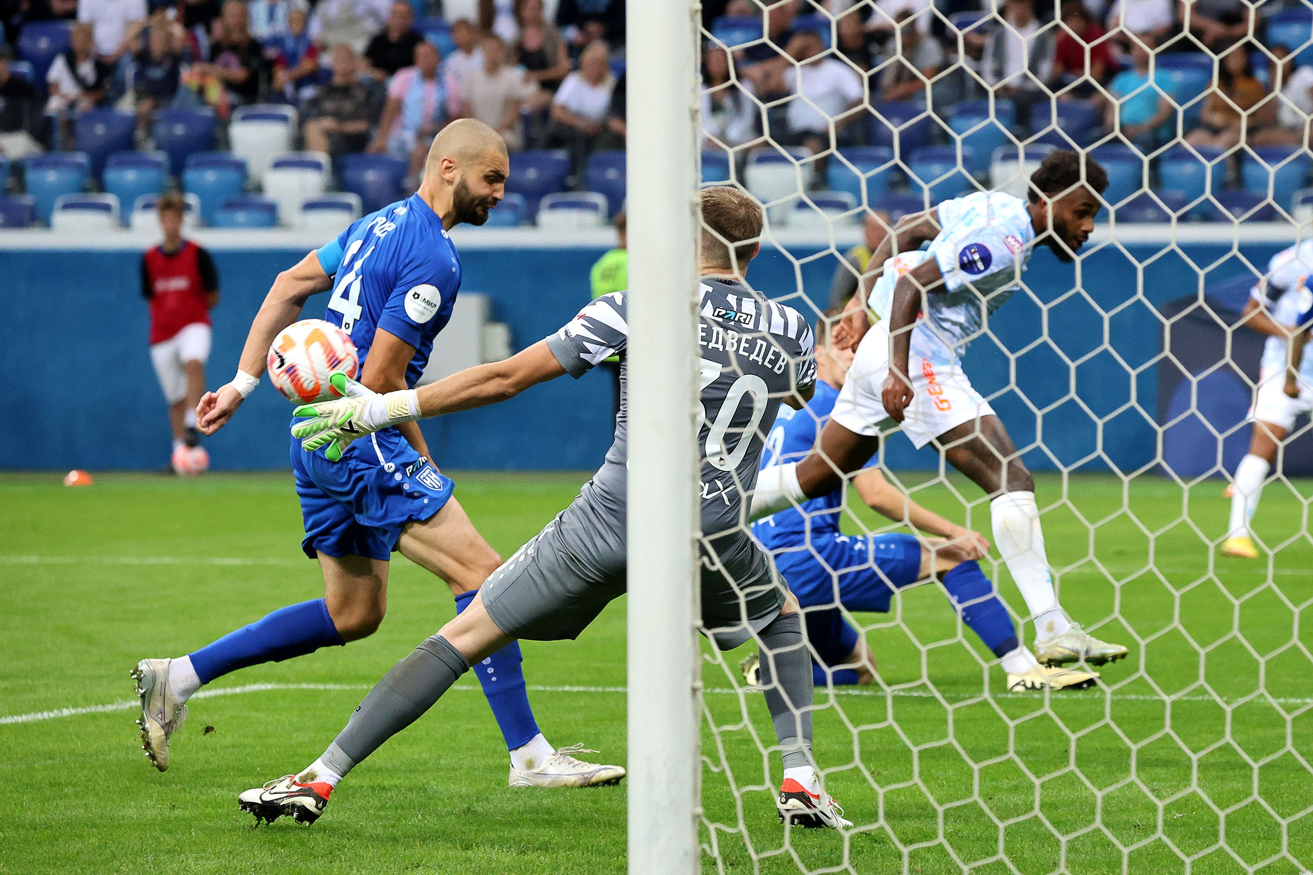 Photography of football matches, football, photojournalist, sports rep. Reportage photographer in Nizhny Novgorod and Moscow angelina Ilyichev