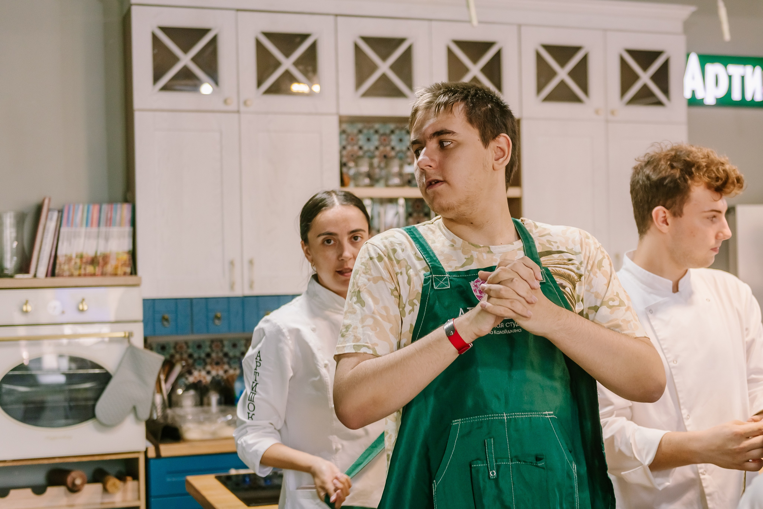 Инклюзивная кухня добра в Артишок 30. 07.35. Детский фотограф, семейный фотограф и репортажи в Кемерово