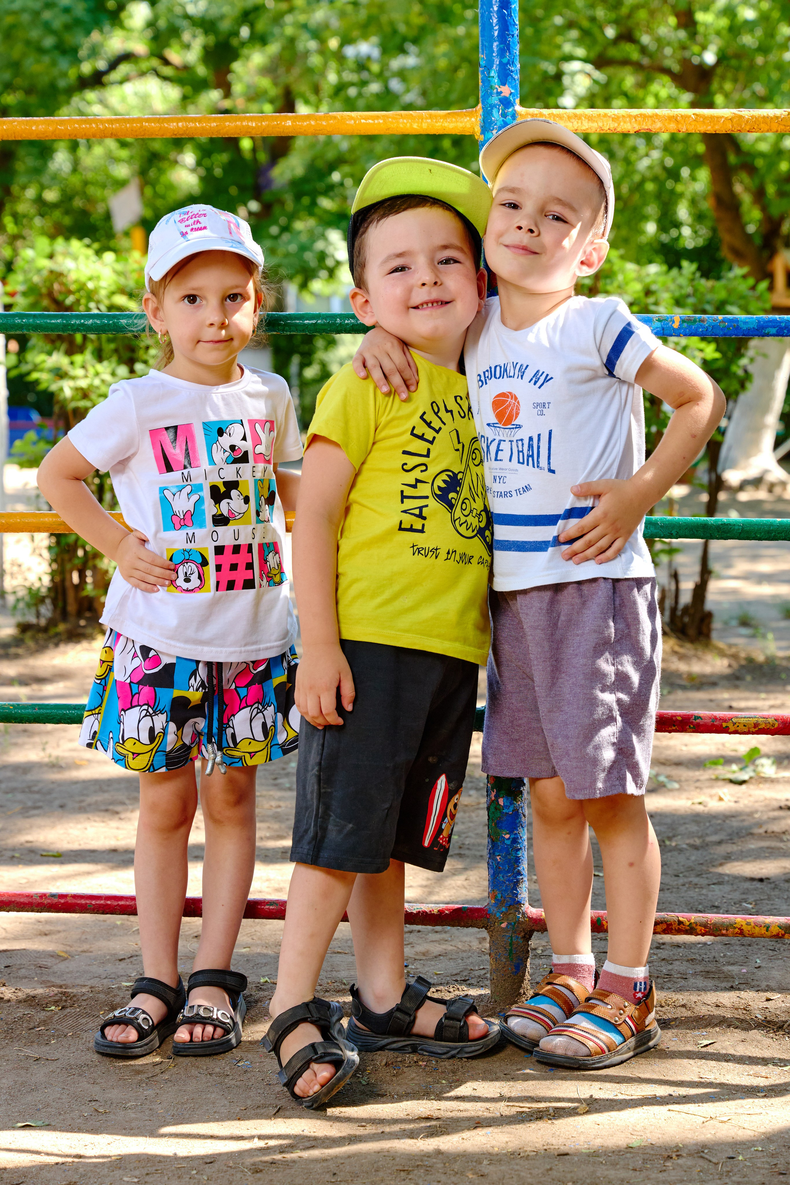 Пример летней съёмки в детском саду № 92 младшая группа Ромашки. Фотограф Выпускные альбомы Таганрог Сергей Коробченко