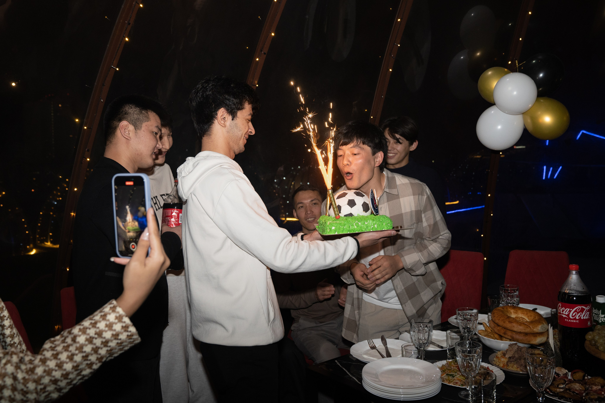 День рождения в большом семейном кругу. Фотограф Строгино Яна Гавриленко