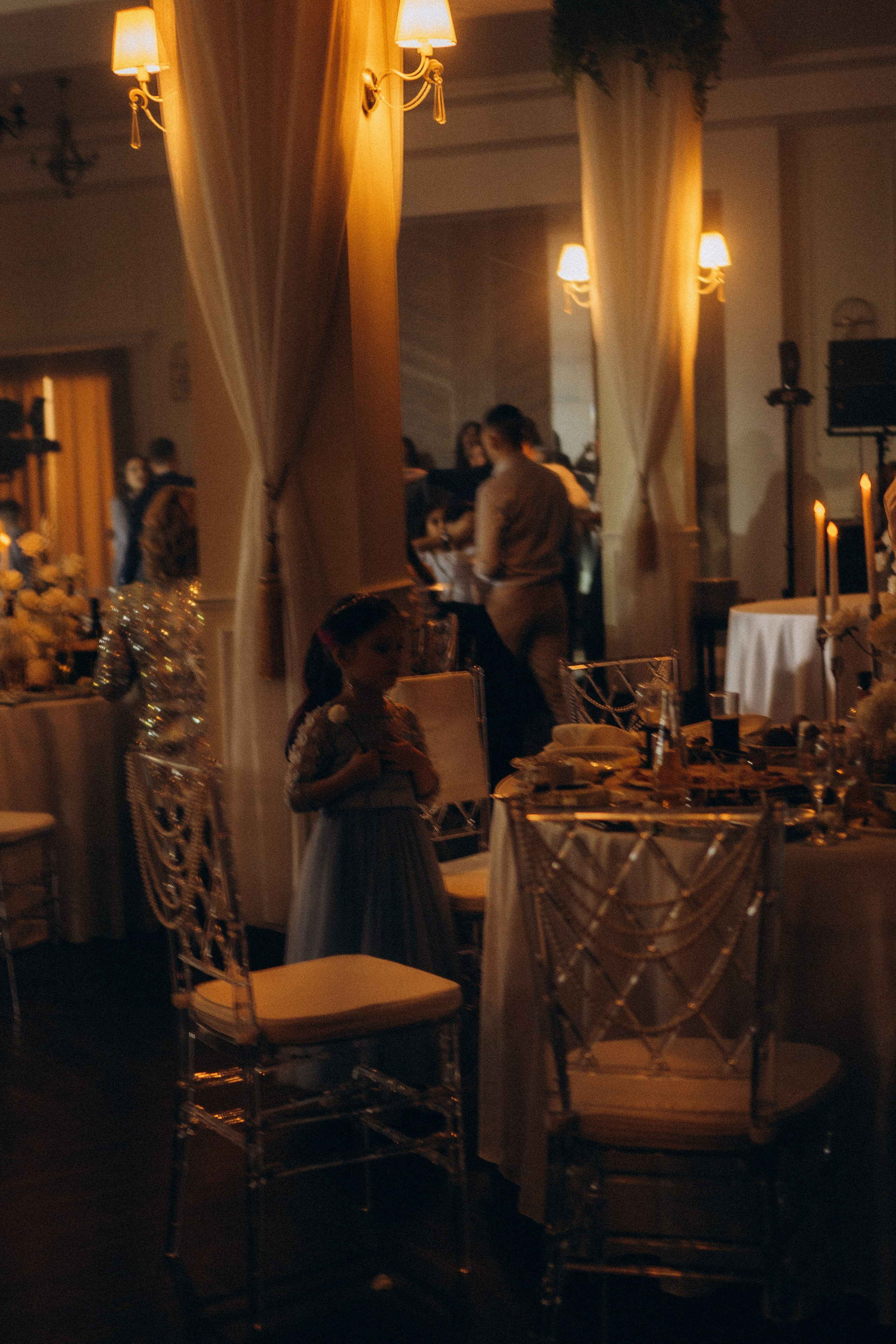 СВАДЕБНАЯ СЬЕМКА СБОРОВ В ОТЕЛЕ И ВЫЕЗД НА ЦЕРЕМОНИЮ (СНЯТО В СИБИРЕ В НИЖНЕВАРТОВСКЕ). Профессиональный фотограф, Санкт-Петербург — Виктория Богомолова