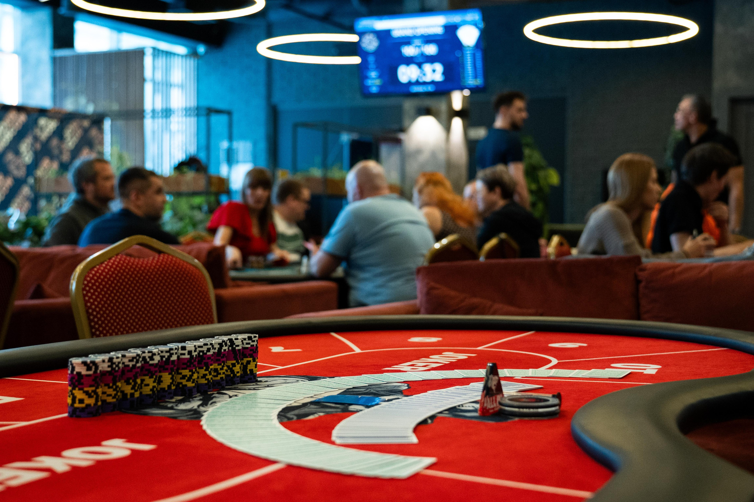 Joker Poker Club 28.02.2026. Коммерческий и художественный фотограф и видеограф в Москве Арсений Тургенев