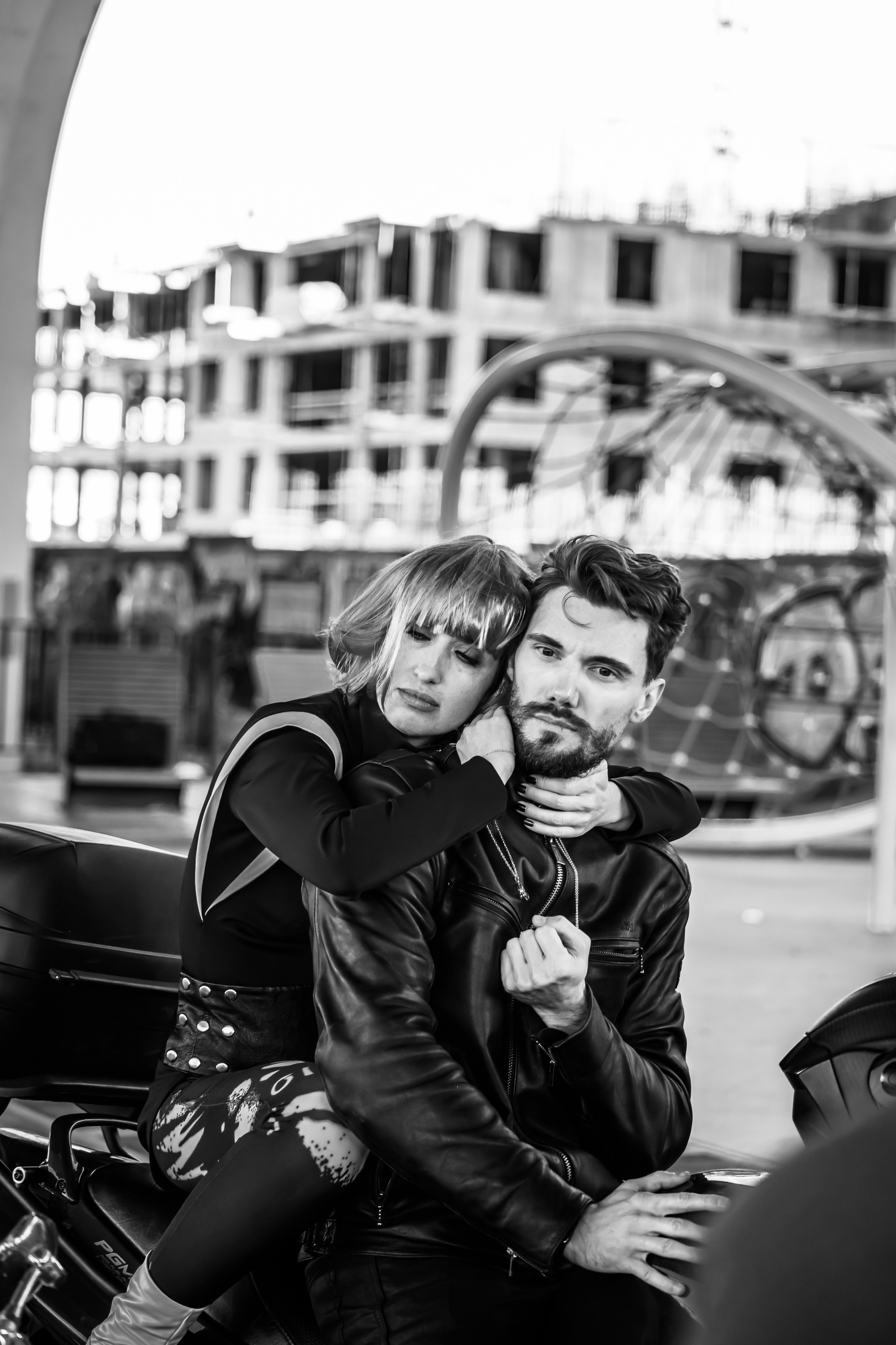 Клип под мостом Бетанкура. Elena Sova — семейный и женский фотограф в Санкт-Петербурге