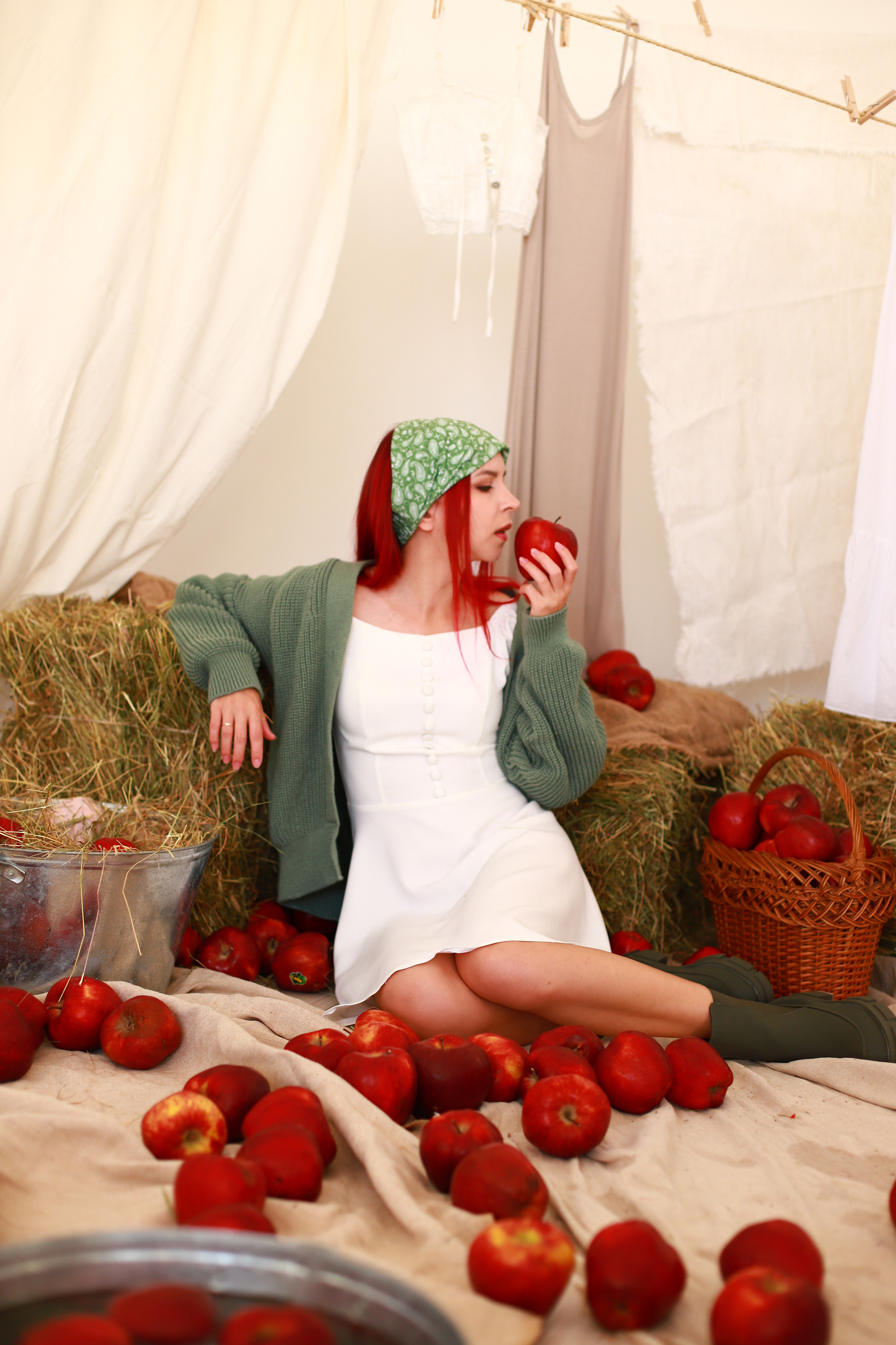 Вика в студии. Elena Sova — семейный и женский фотограф в Санкт-Петербурге