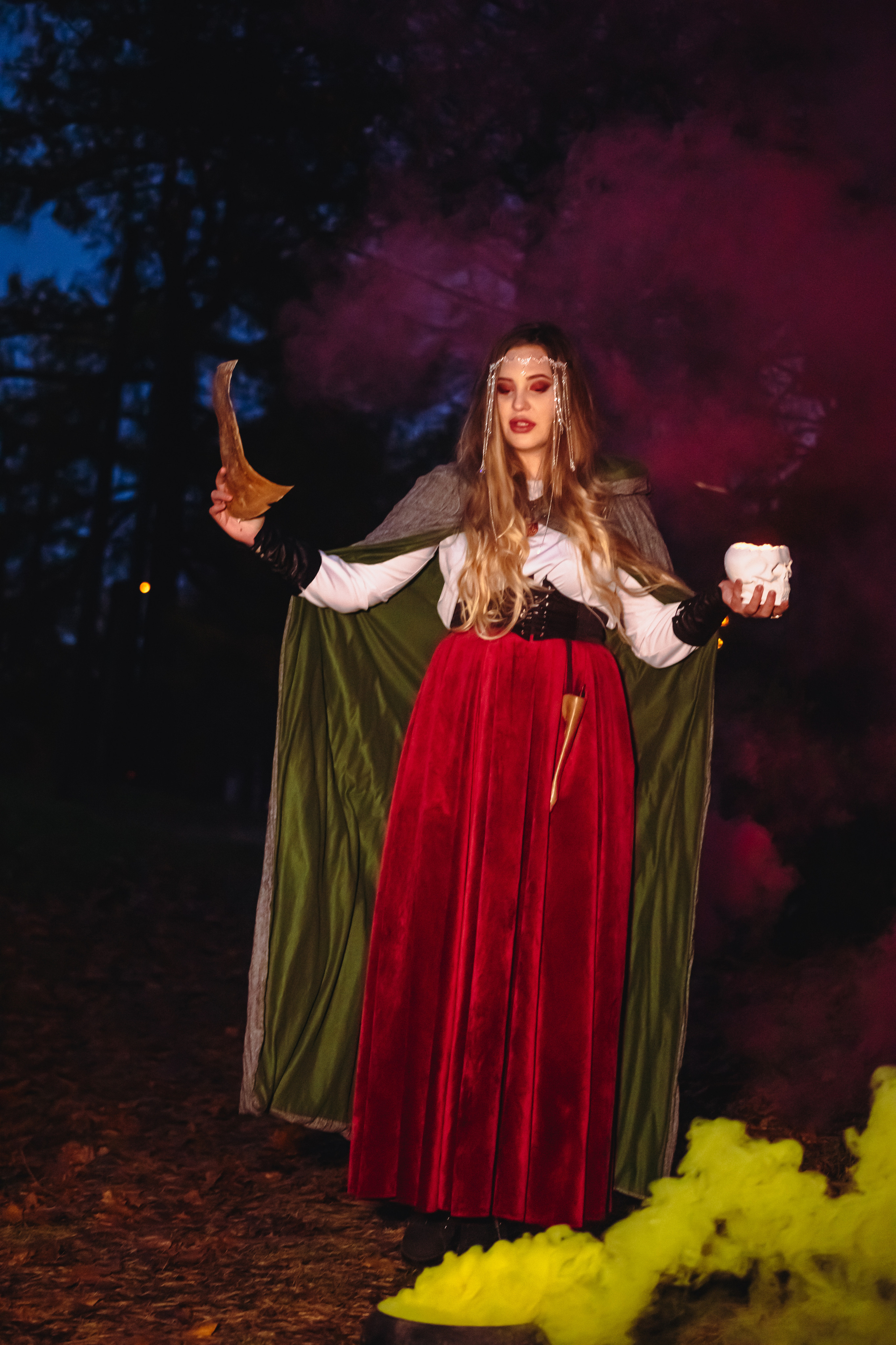 Ведьма из Приютино (хэллоуин). Elena Sova — семейный и женский фотограф в Санкт-Петербурге