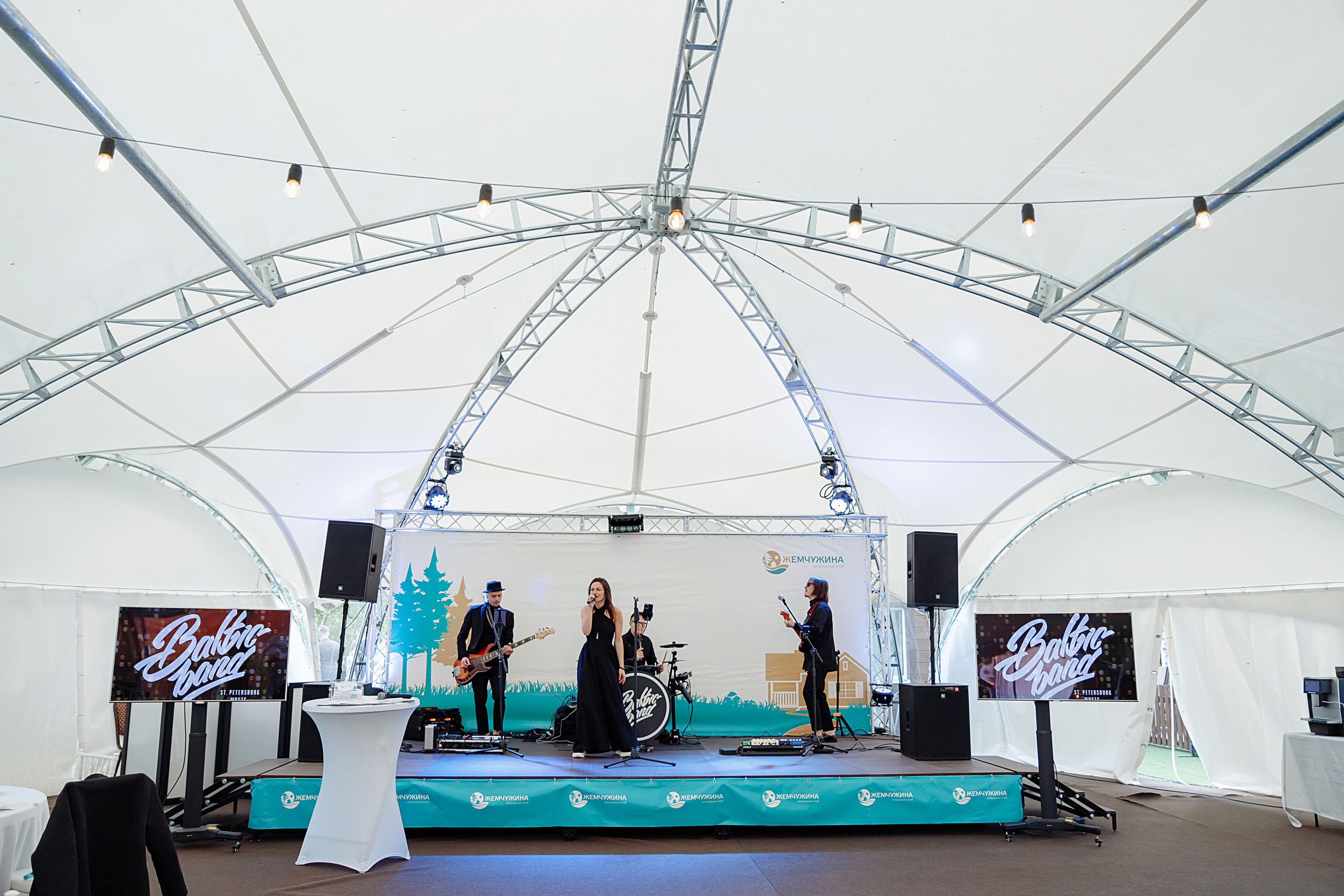 Корпоратив в Жемчужине (загородный комплекс). Elena Sova — семейный и женский фотограф в Санкт-Петербурге