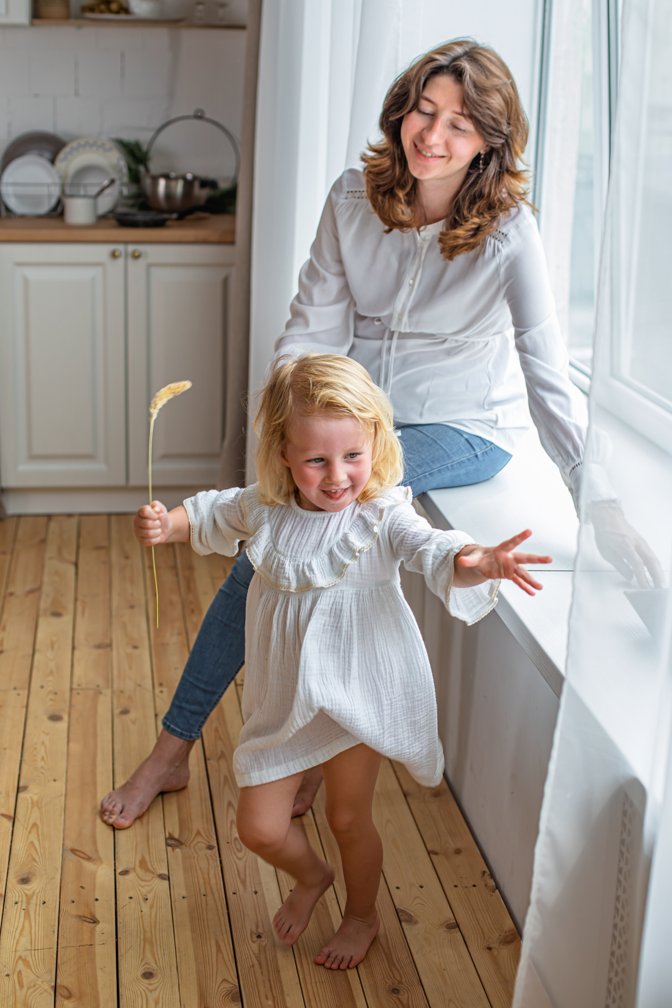 Мария с семьей в студии. Elena Sova — семейный и женский фотограф в Санкт-Петербурге