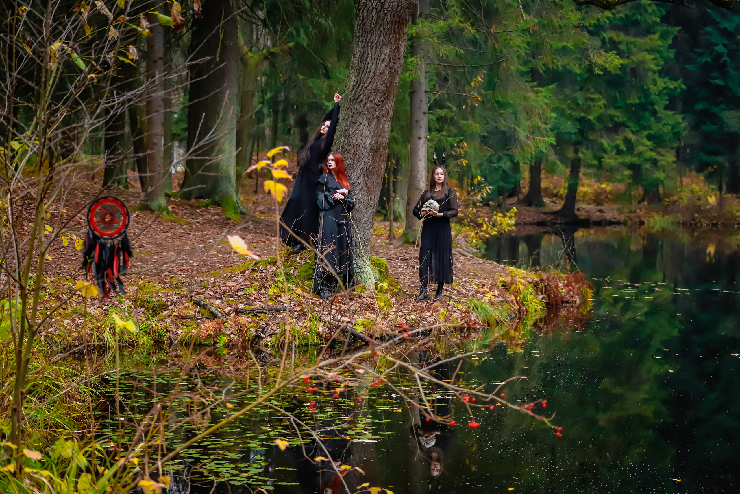 Мистика в Шуваловском (хэллоуин). Elena Sova — семейный и женский фотограф в Санкт-Петербурге