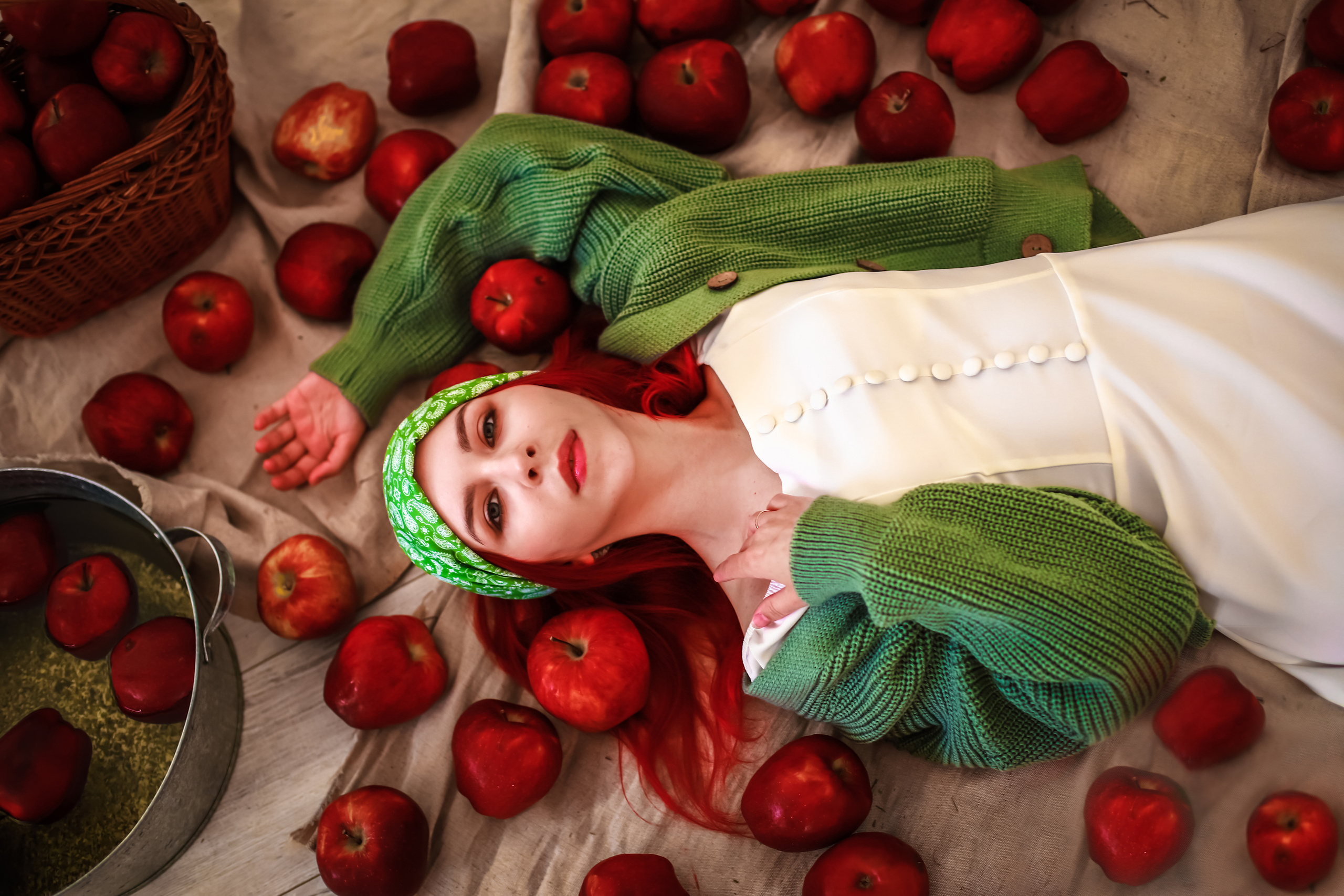 Вика в студии. Elena Sova — семейный и женский фотограф в Санкт-Петербурге