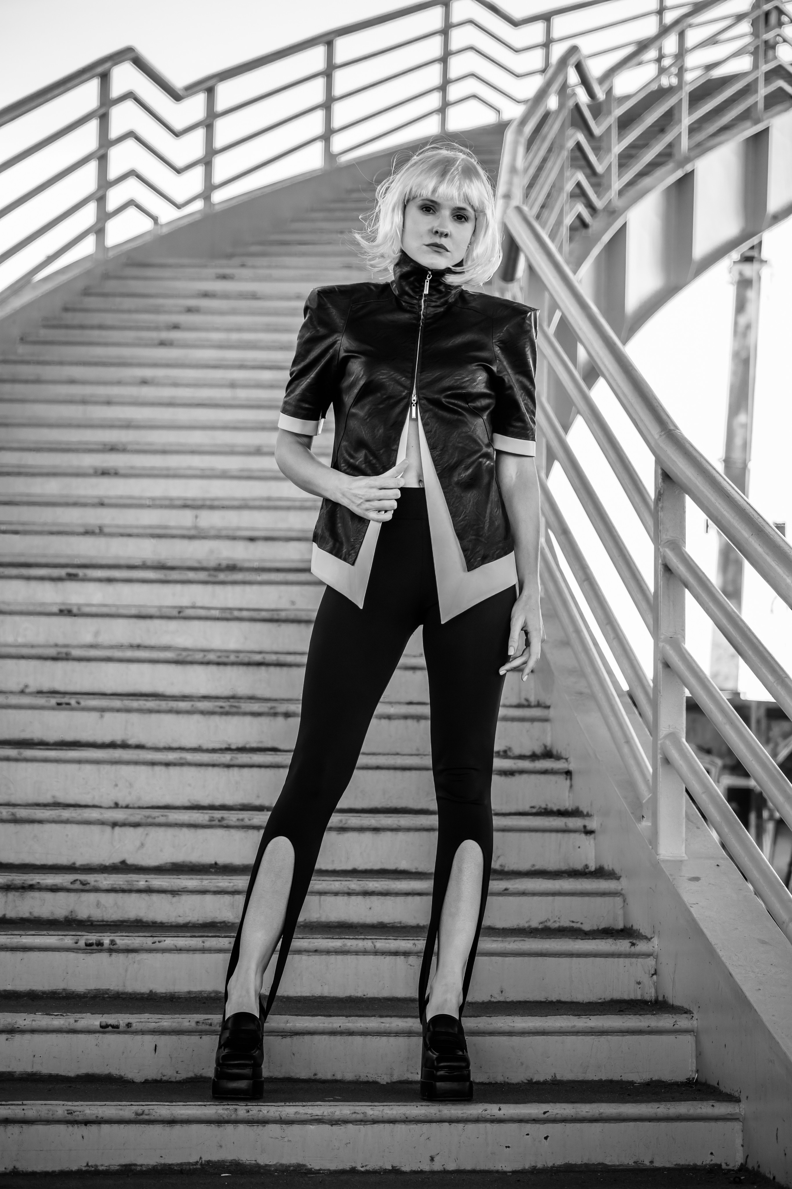 Клип под мостом Бетанкура. Elena Sova — семейный и женский фотограф в Санкт-Петербурге