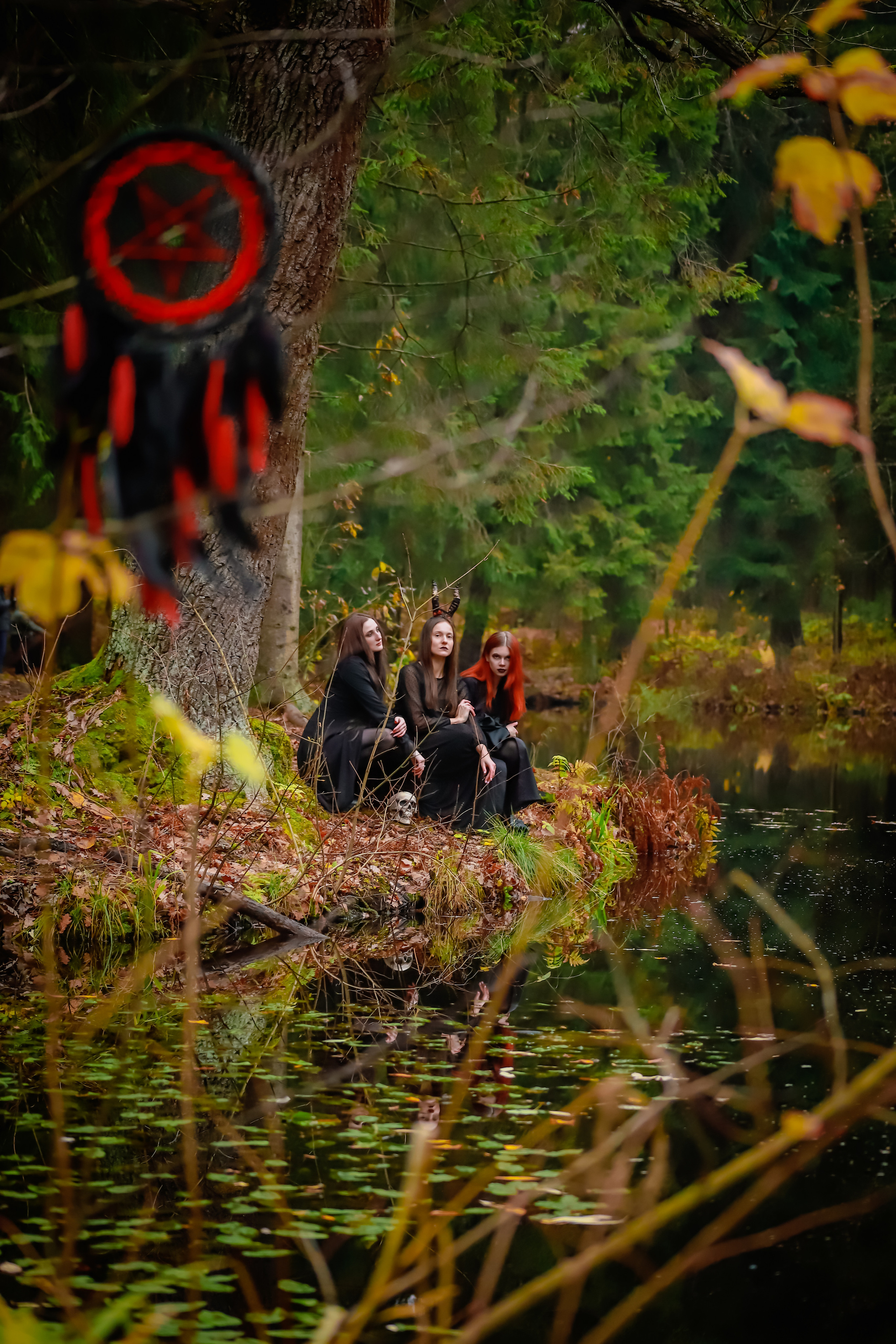 Мистика в Шуваловском (хэллоуин). Elena Sova — семейный и женский фотограф в Санкт-Петербурге