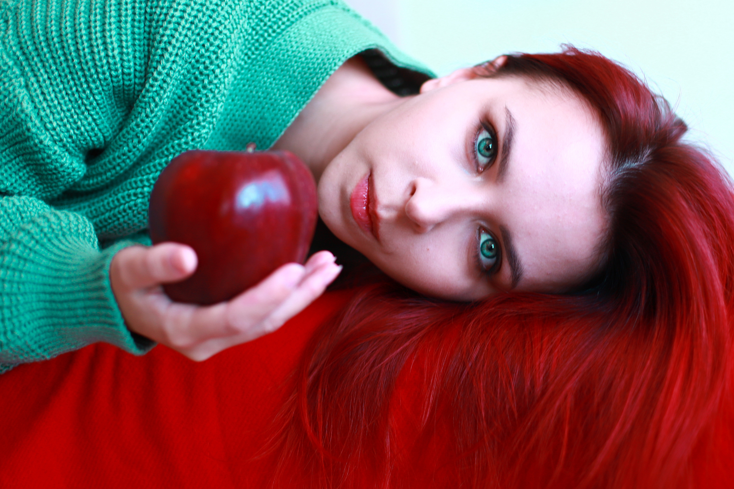 Вика в студии. Elena Sova — семейный и женский фотограф в Санкт-Петербурге