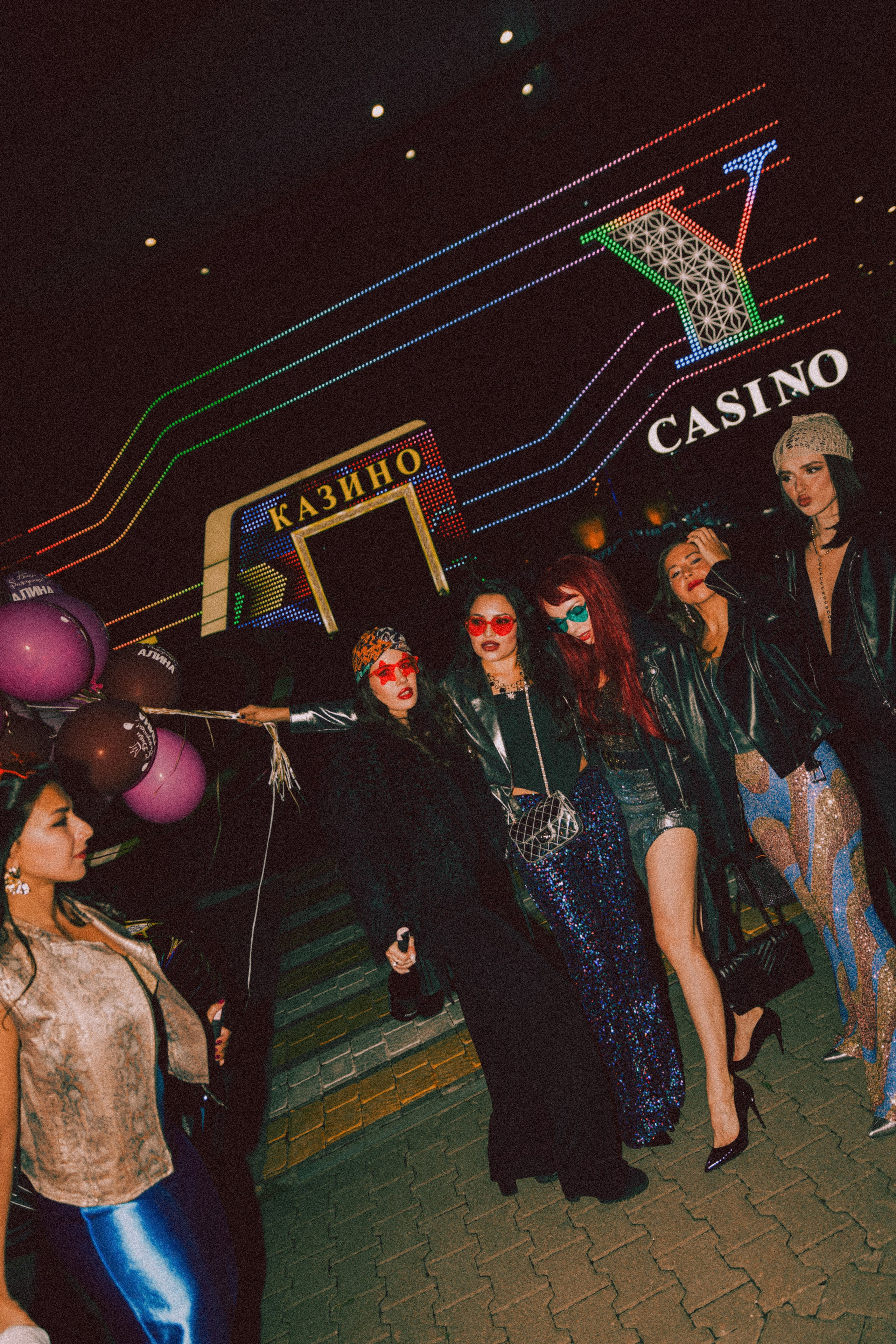 Happy Birthday (в стиле Studio 54). Свадебные фотографы в Гомеле и Минске Сергей и Анастасия Фещенок