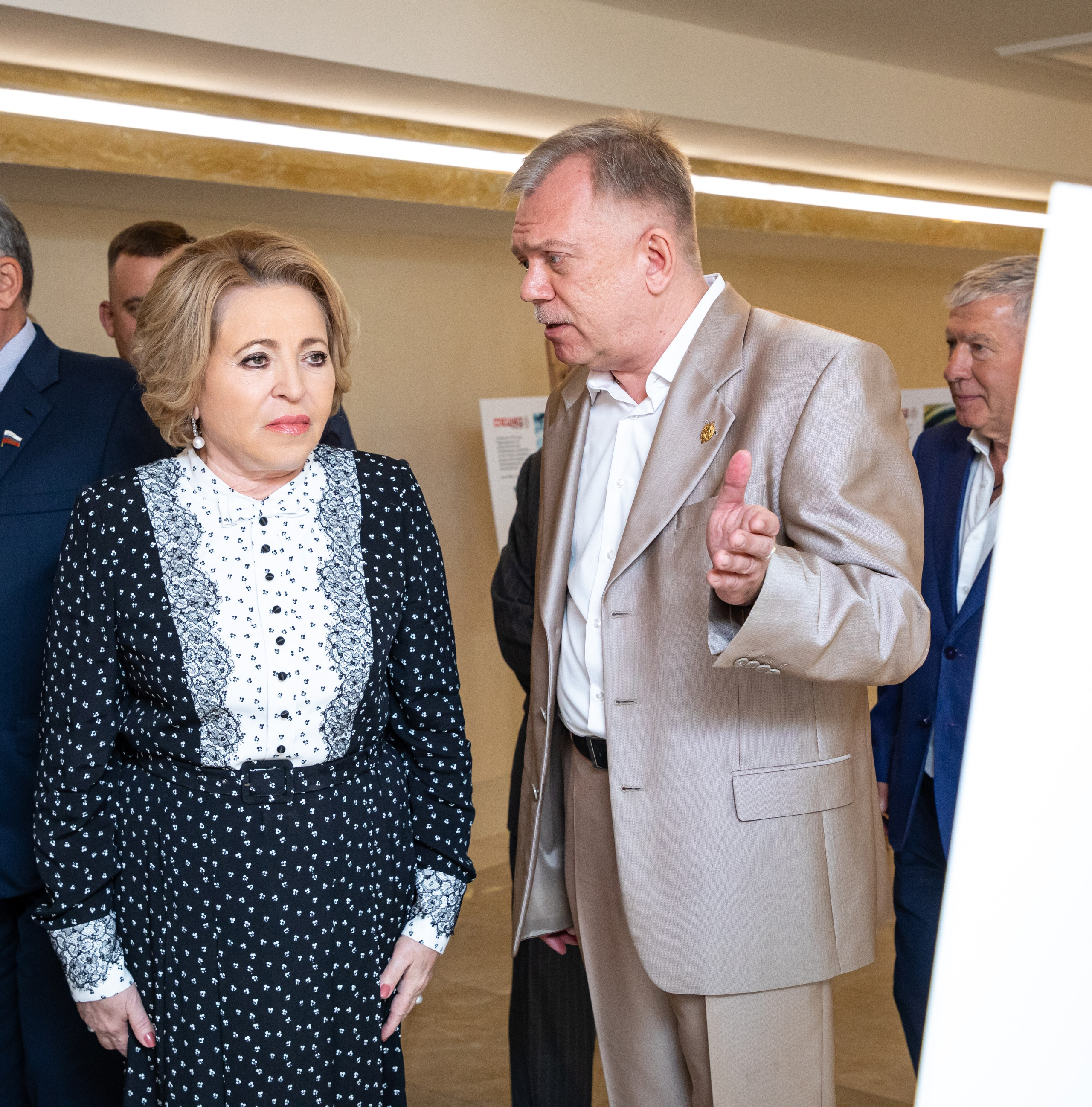 Фотовыставка «Альфы» в Совете Федерации Москва 2024. Фотостудия в Москве LUXARTPHOTO