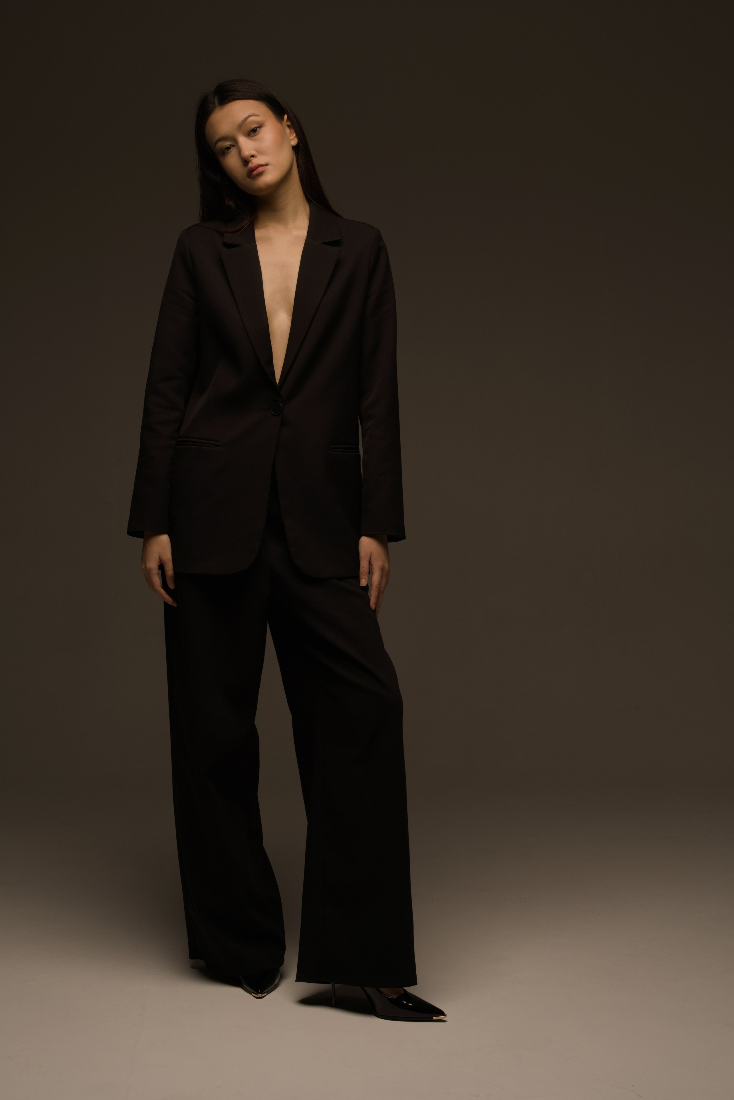 Деловой стиль со вспышкой. Мир глазами Саши Д