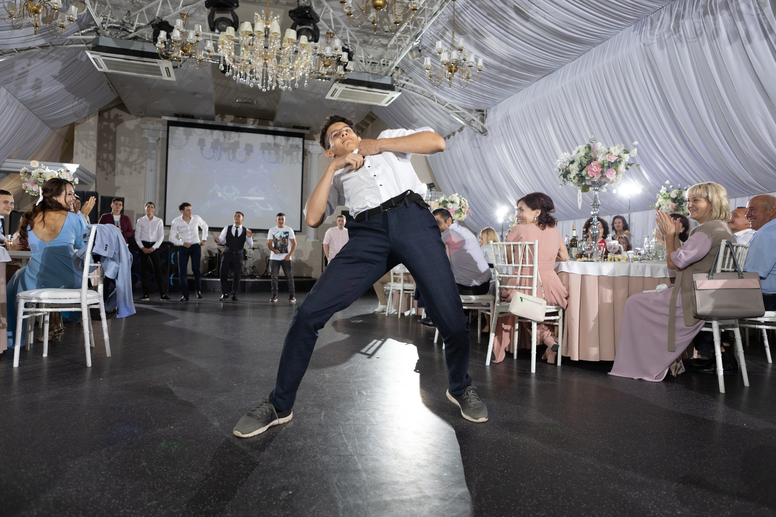 Свадебный фотограф Уфа — Руслан ГабдлисламовЖивые эмоции, красивые кадры, воспоминания на всю жизнь.Работаю по всей Республике Башкортоста. Свадебный фотограф Уфа Руслан Габдлисламов