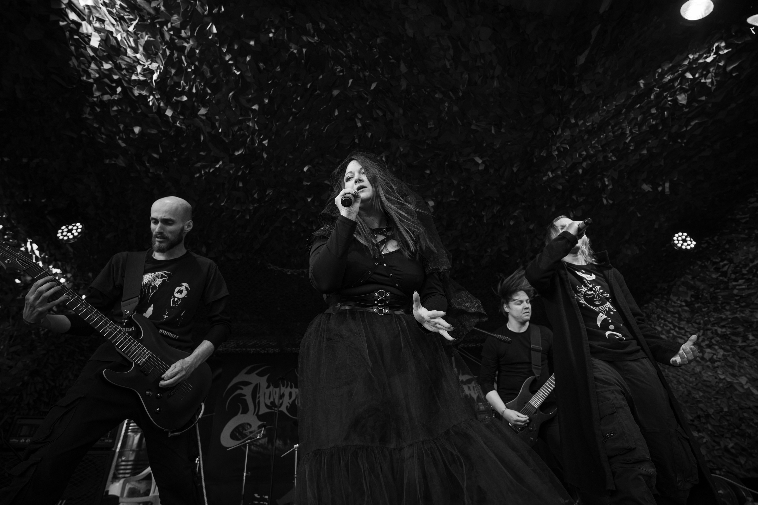 Фестиваль «ПОСРЕДИ КЛАДБИЩ И БОЛОТ»|Архангельск. Концертный и репортажный фотограф в Санкт-Петербурге Слава Пахомов