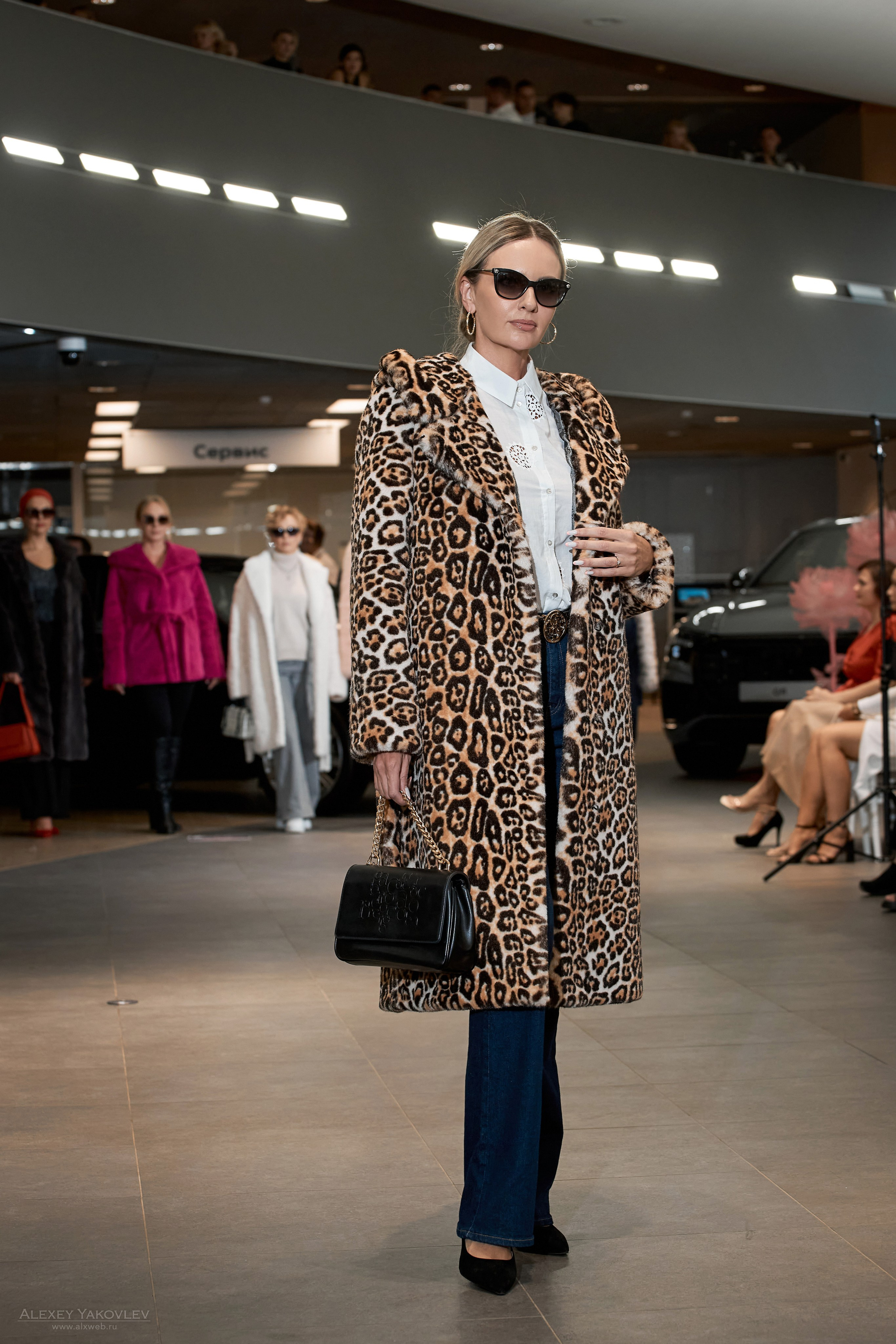 Модный показ PRE-FALL модельной школы Modeling+. Фотограф Алексей Яковлев