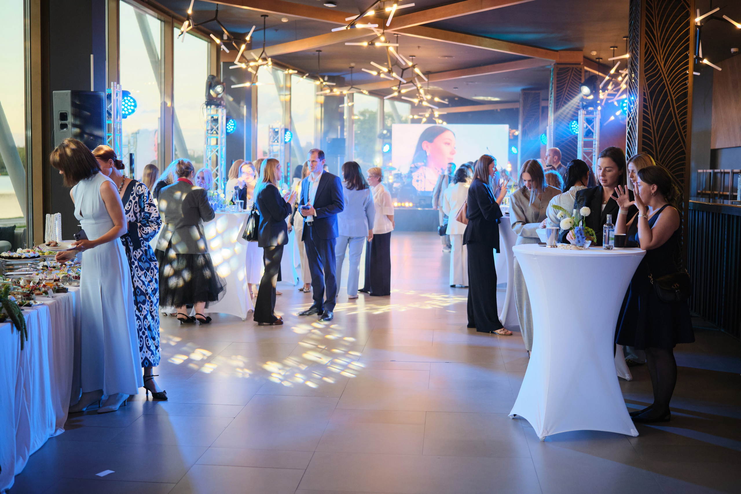 Презентация ювелирных изделий BLURE. Репортажный фотограф Дмитрий Литвинский. Минск, Беларусь, мир