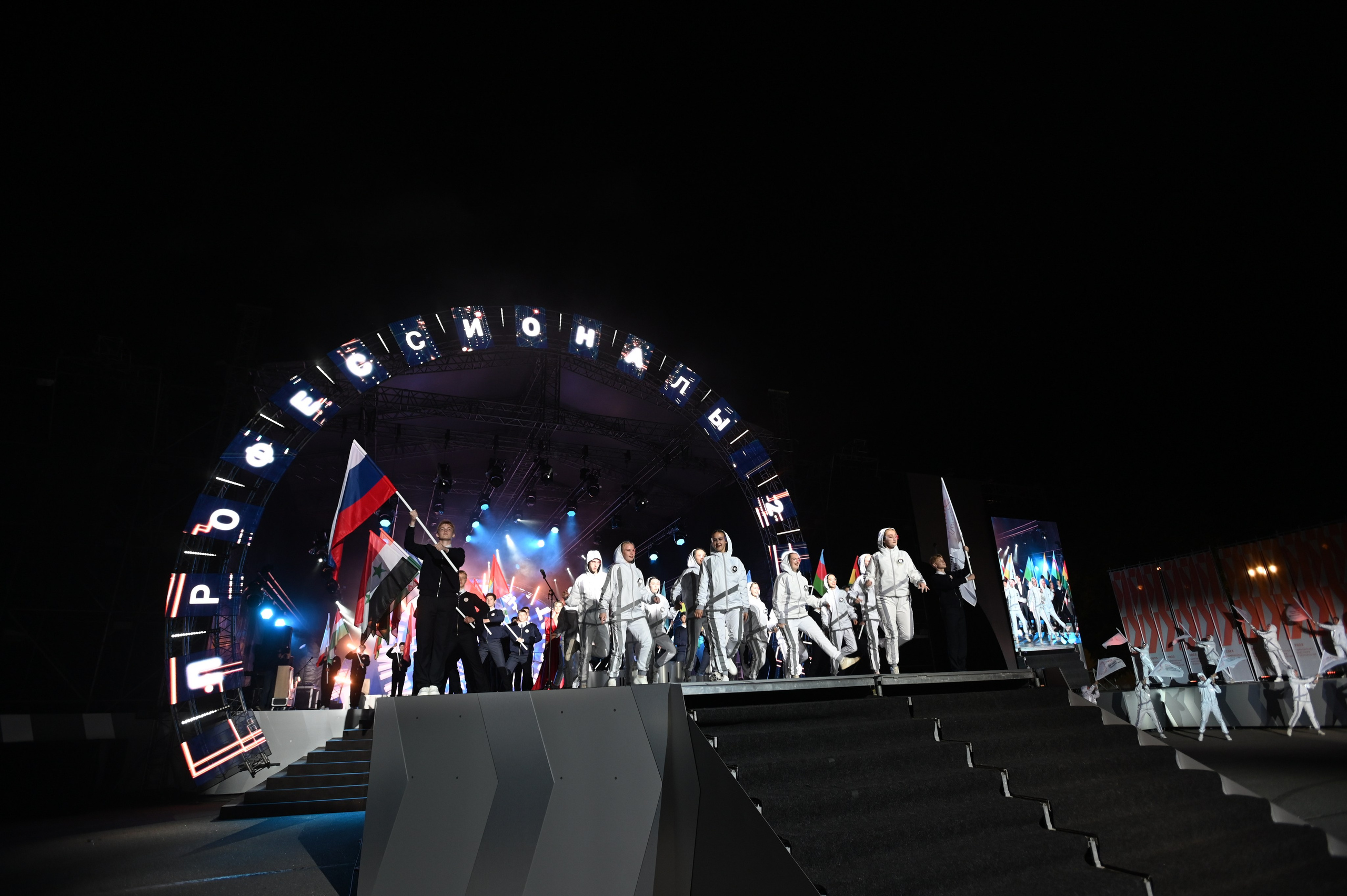 Репортажная съемка Нижний Новгород, фотограф Дмитрий Гуричев. Бизнес-фотограф Дмитрий Гуричев. Корпоративная фотосъемка в Нижнем Новгороде для предпринимателей и организаций