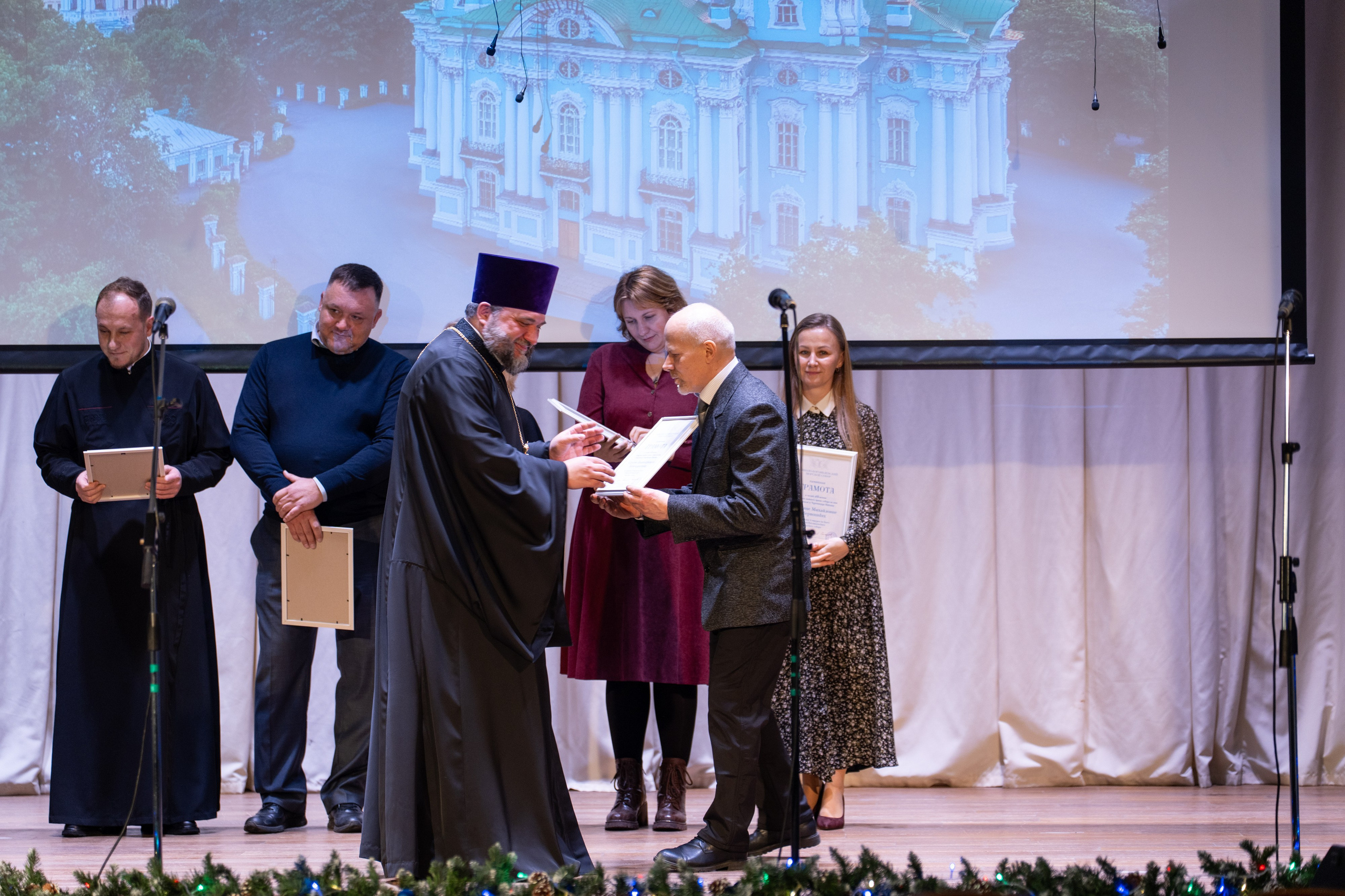 Праздничный концерт в честь 265 летия освящения нижнего храма собора во имя Святителя и Чудотворца Николая. НИКОЛО-БОГОЯВЛЕНСКИЙ МОРСКОЙ СОБОР