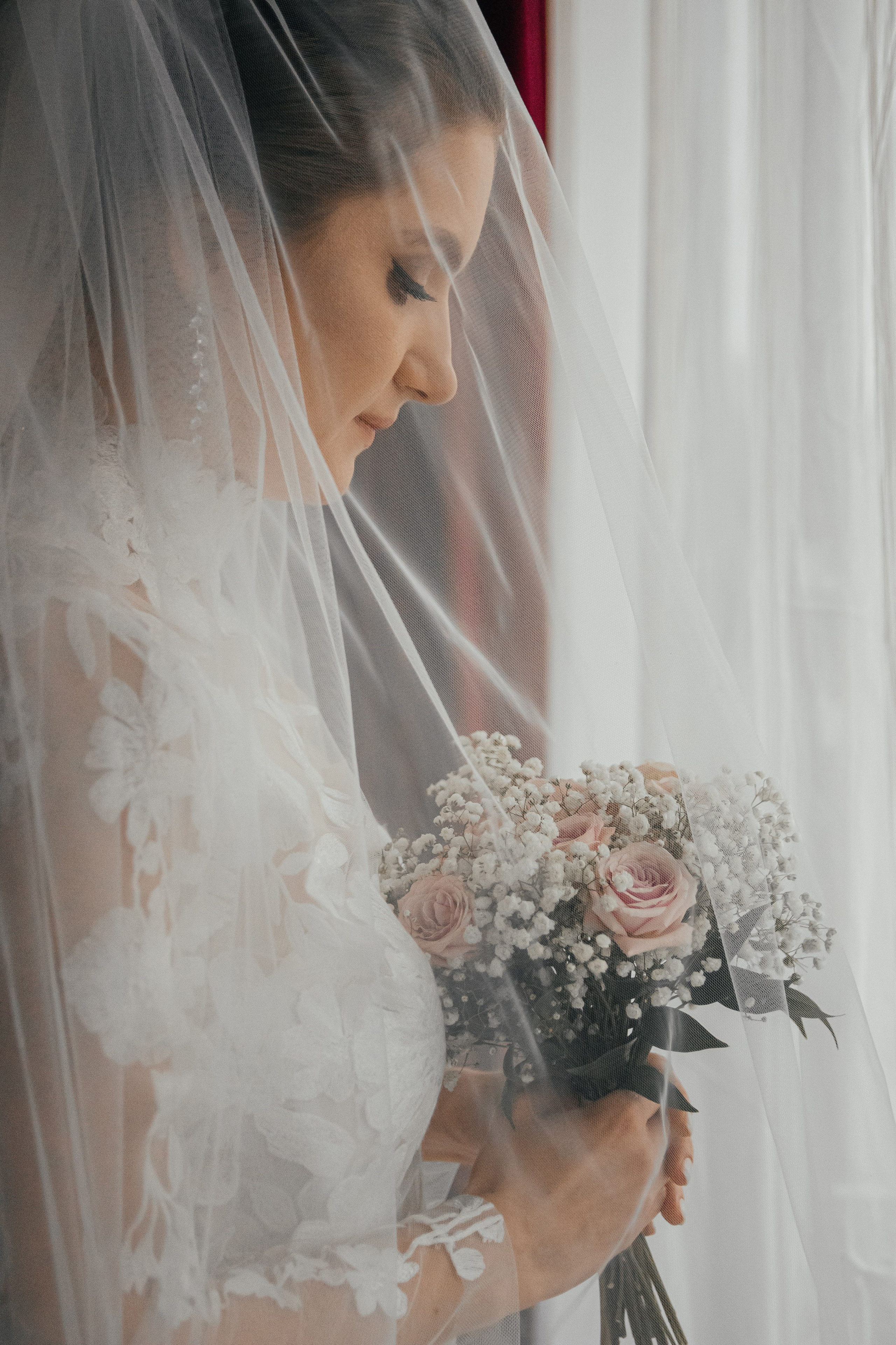 Привет, я - Кирилл, свадебный фотограф из Минска. Выезжаю по всей Беларуси.