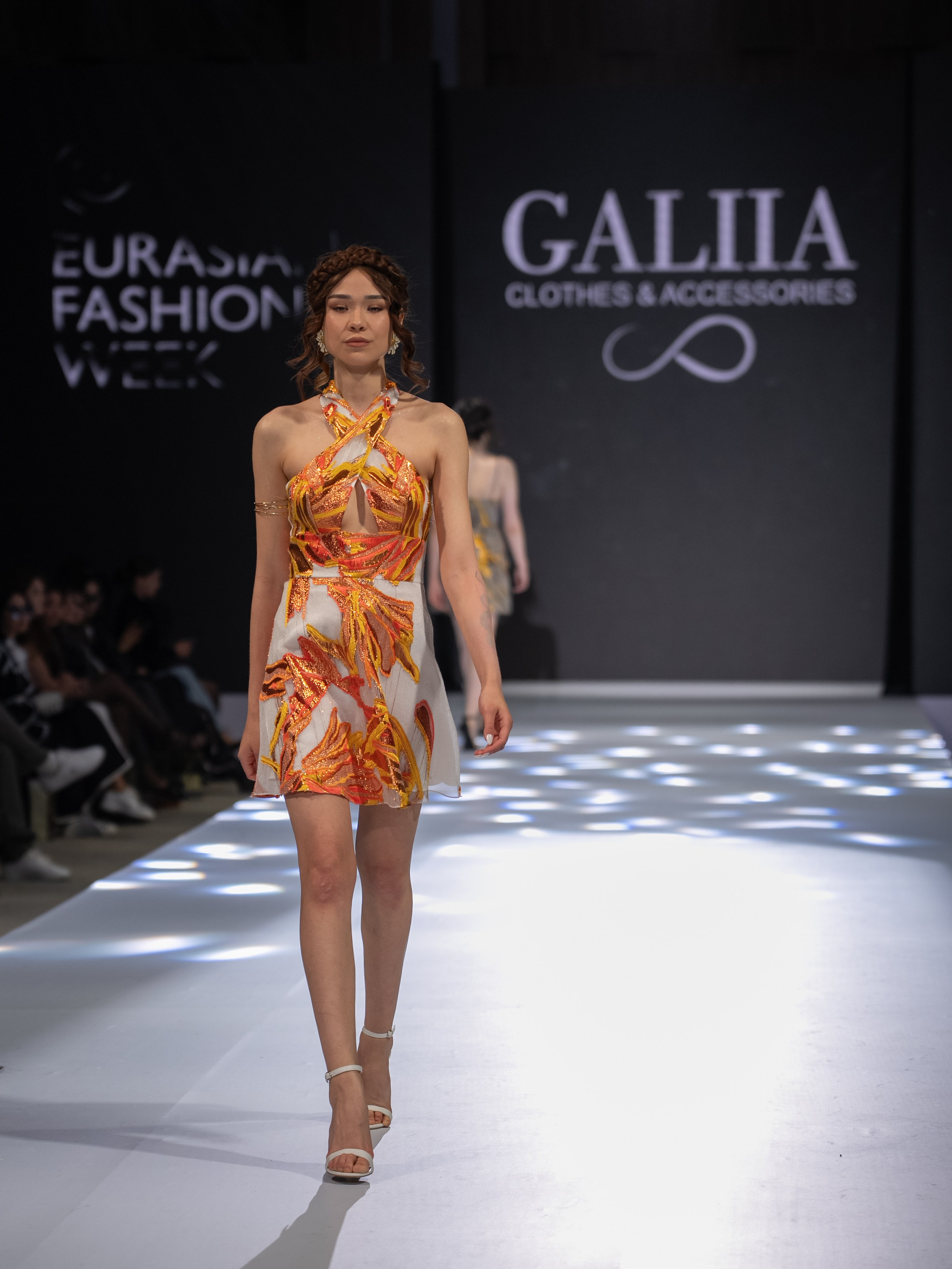 EURASIAN FASHION WEEK Galia. Сайт Алматинского НЮ АРТ, будуар и фэшн фотографа Дениса Карпенко