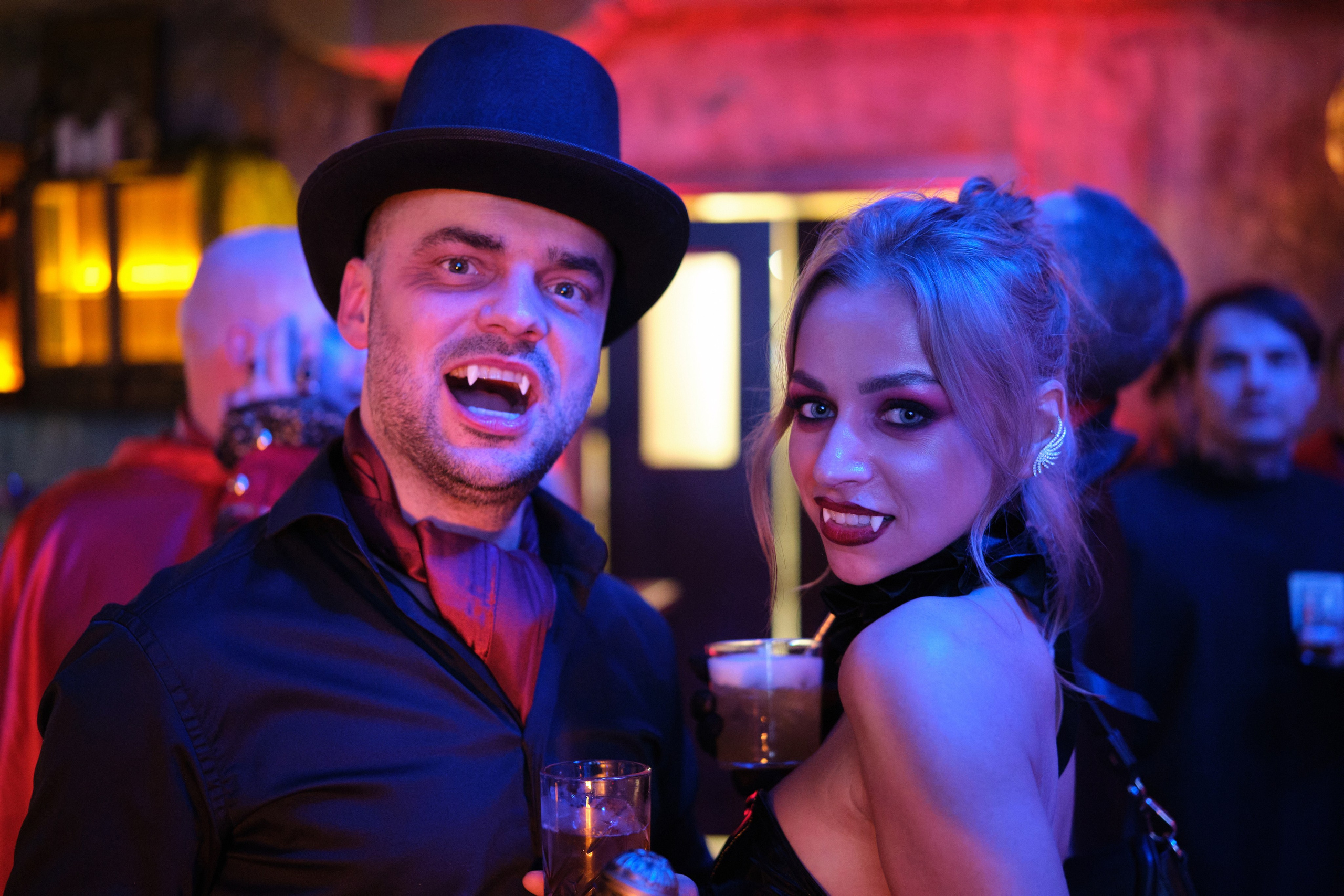 Бал вампиров в гастропабе Особняк. Репортажный фотограф Дмитрий Литвинский. Минск, Беларусь, мир