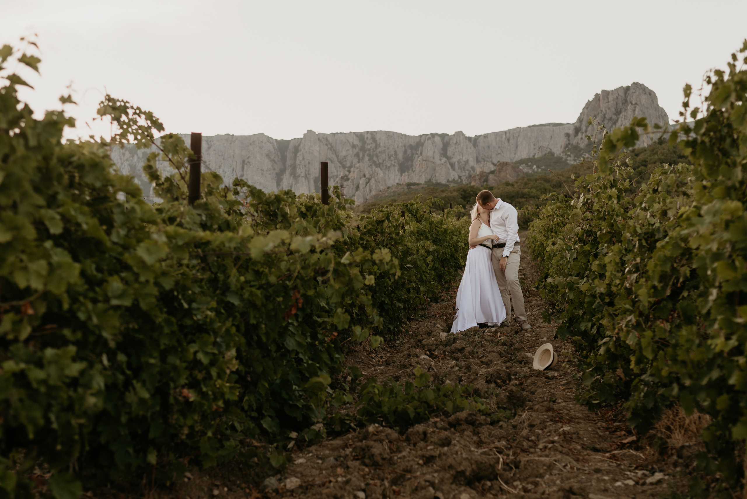 Витя + Саша Ялта. Backpackweddings фотограф и видеограф Ростов-на-Дону Сочи