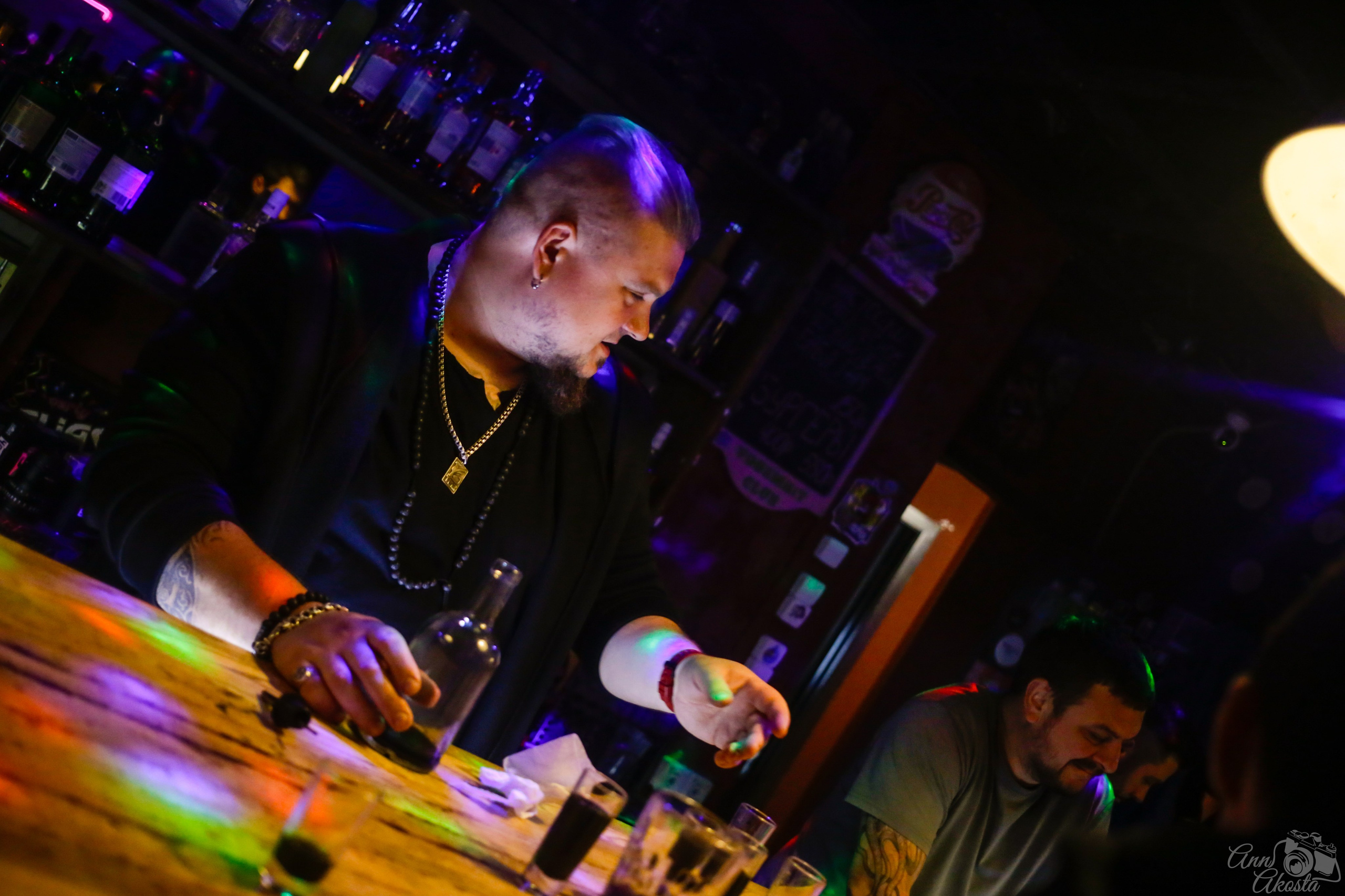 Фильм «Третья смена». Анна Акоста: фотограф в Санкт-Петербурге и Таганроге