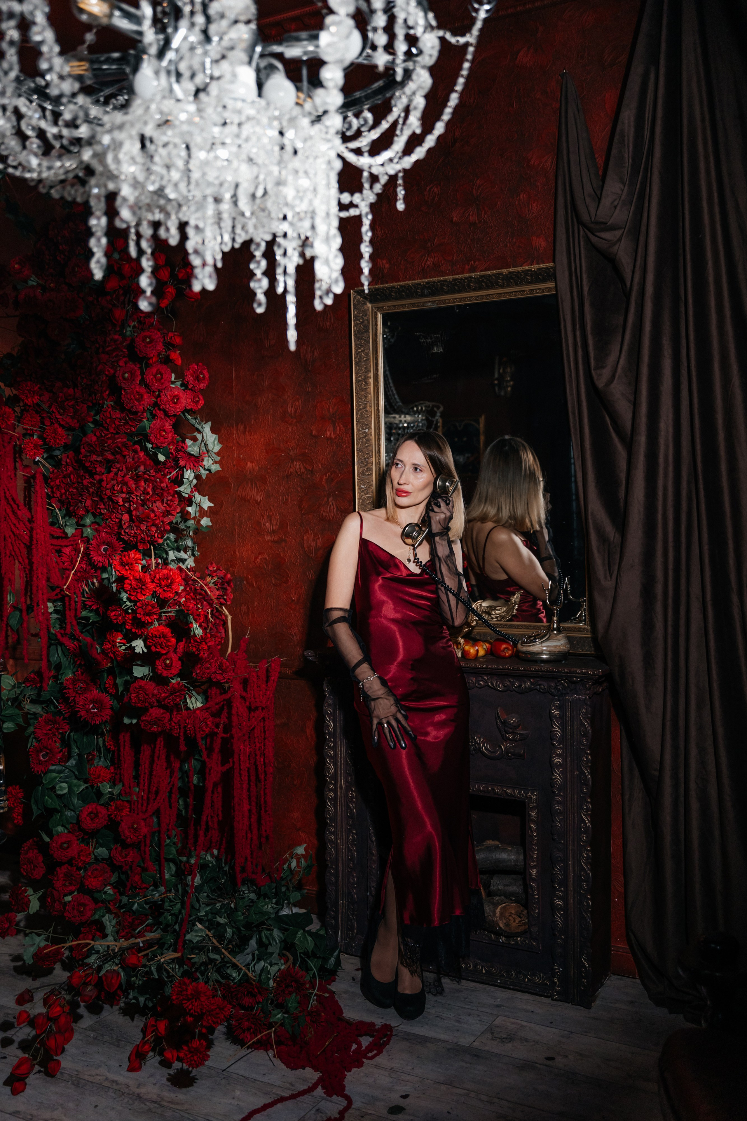 Рояль и цветы. Фотограф Крым, Севастополь