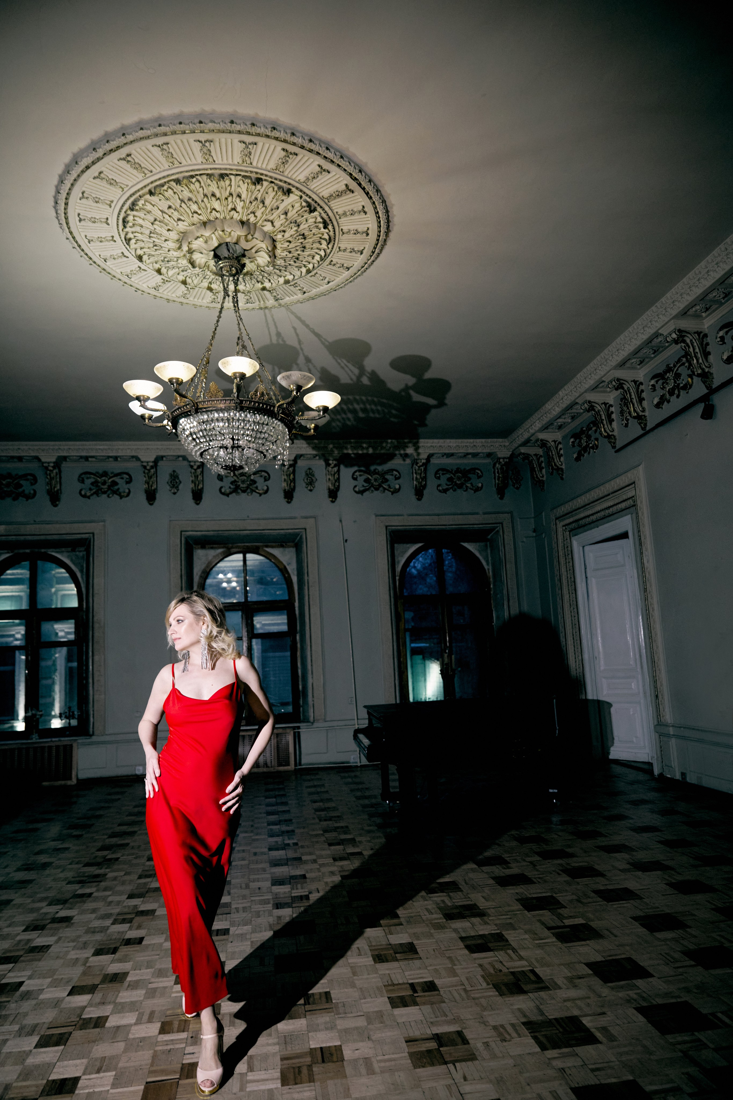 ELENA. Yulia Otroschenko