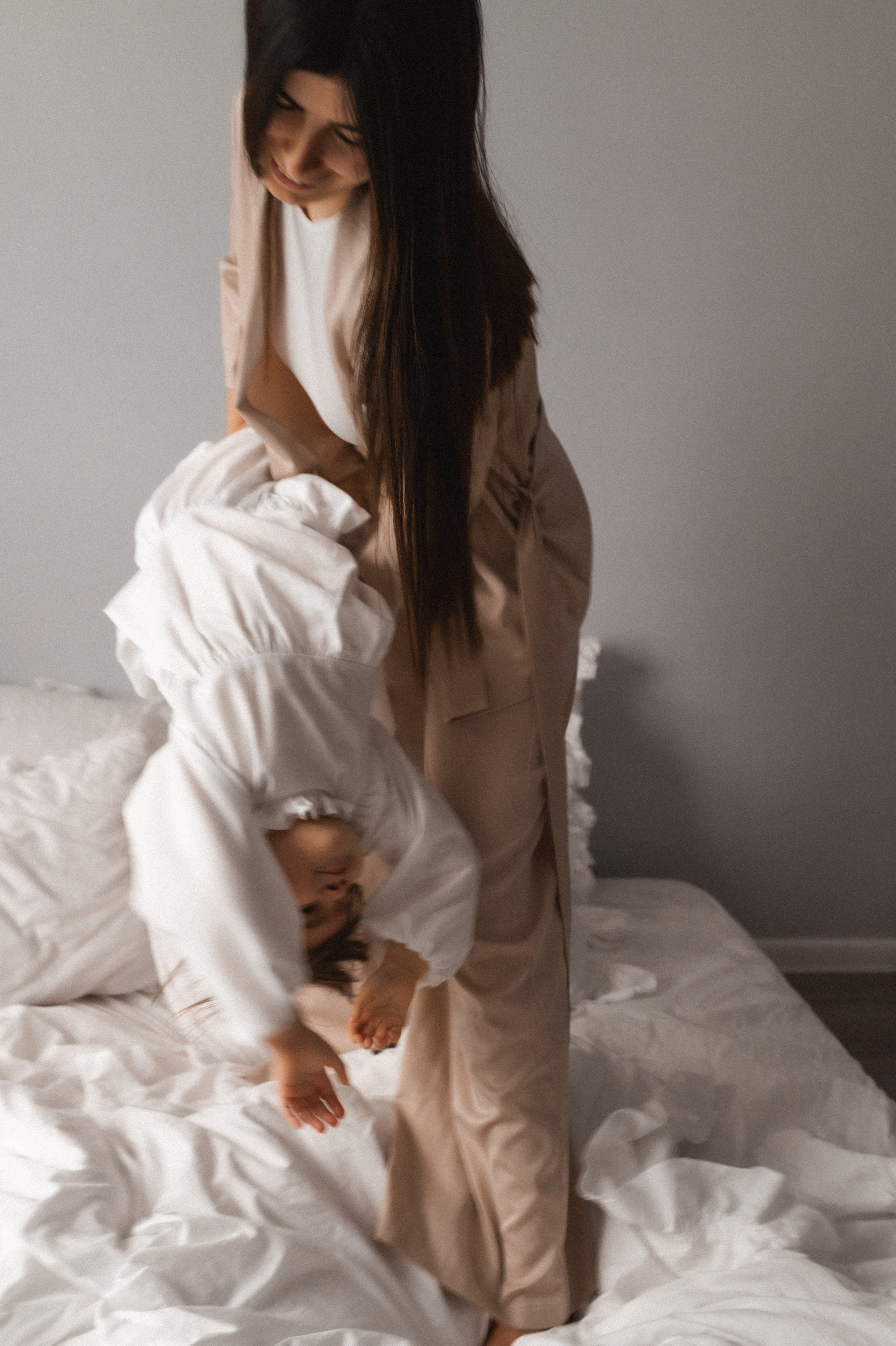 Лена и Николь дома. Семейный и свадебный lifestyle-фотограф в Москве Мария Петрова