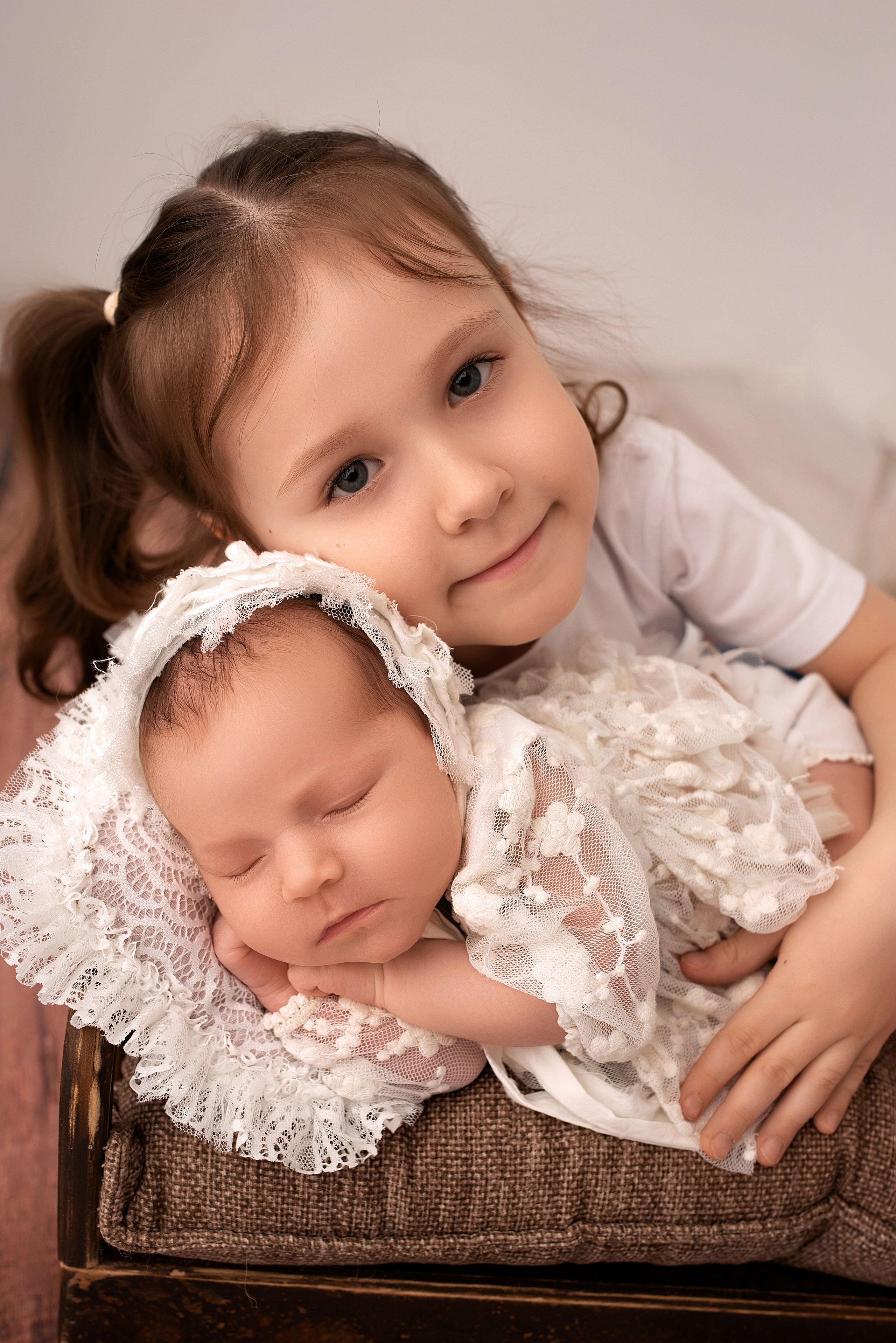 Новорождённые девочки. Детский фотограф новорождённых в Минске Боровик Екатерина